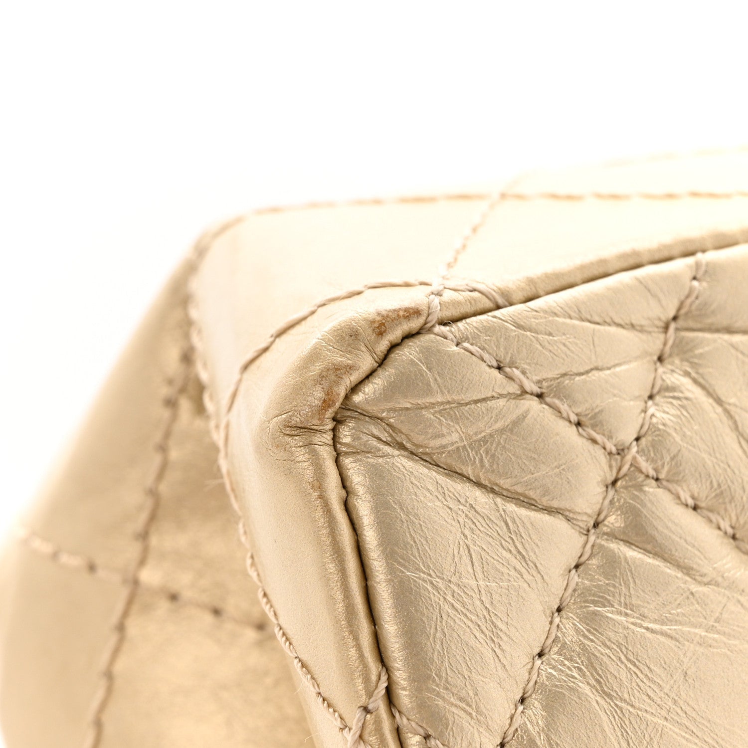 Metallic Aged Calfskin Quilted 2.55 Reissue 226 Flap Pale Gold