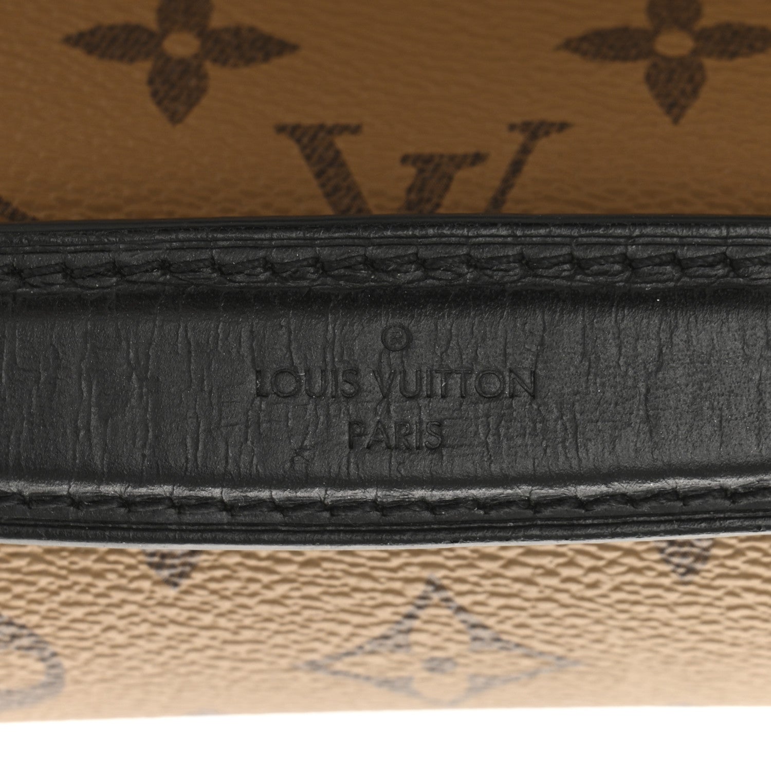 Reverse Monogram Pochette Metis