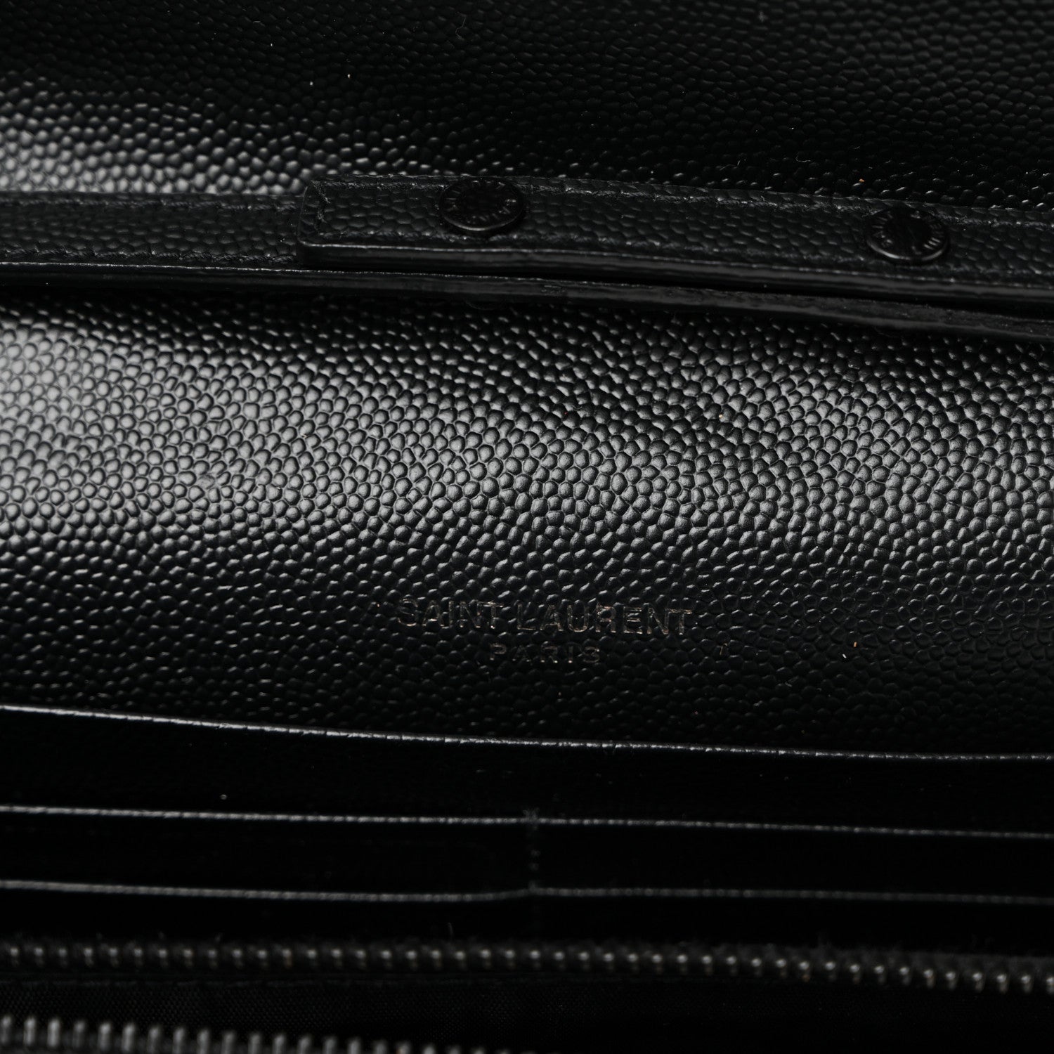 Grain De Poudre Matelasse Chevron Monogram Monochrome Chain Wallet Black