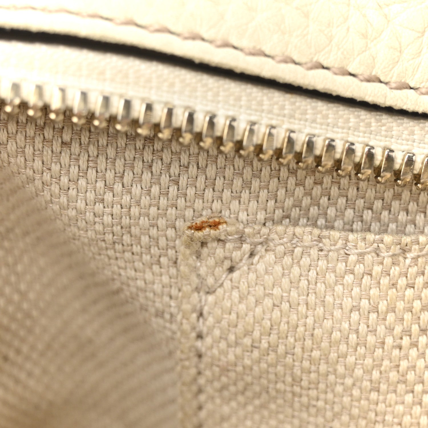 Pebbled Calfskin Small Soho Disco Bag Off White
