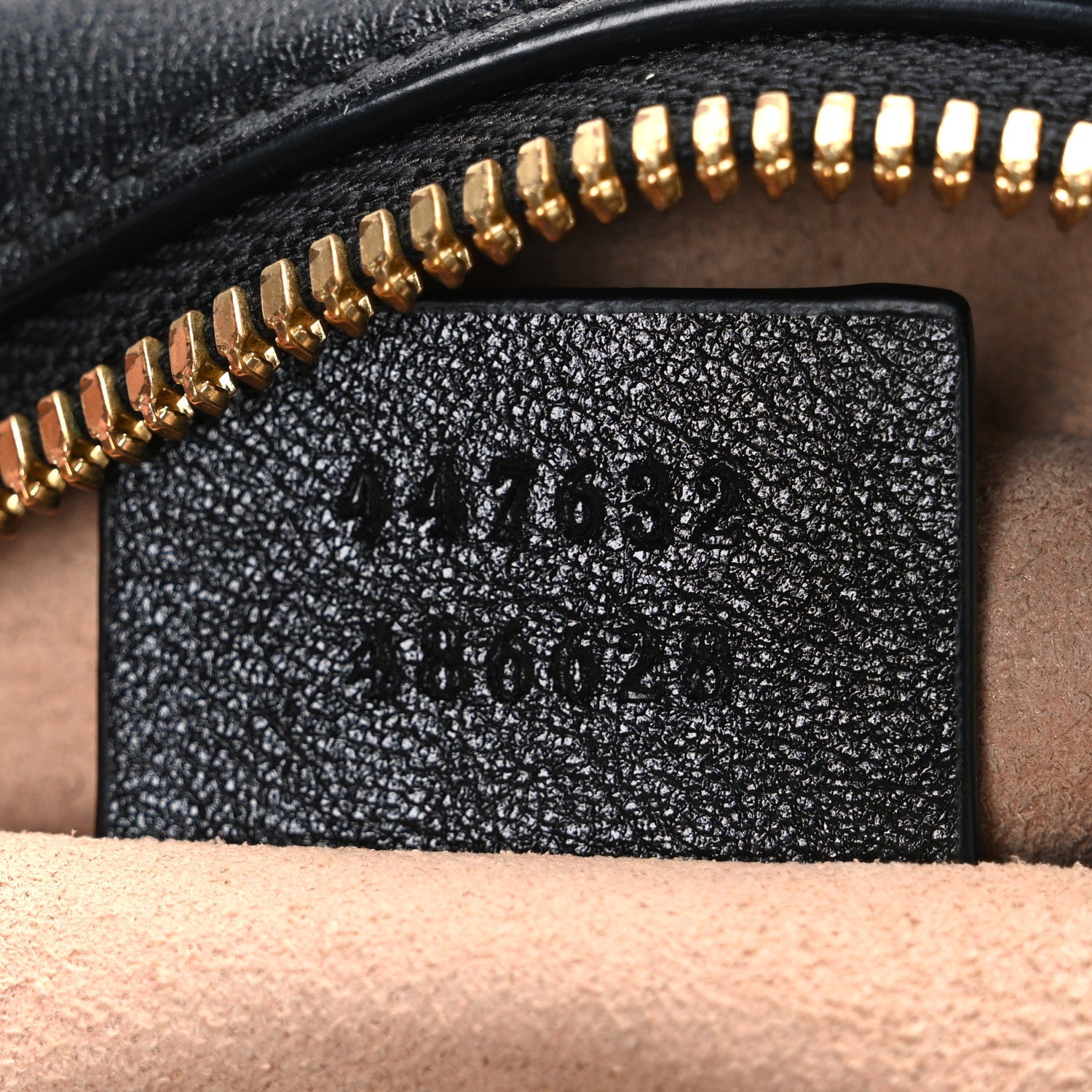 Monogram Matelasse Diagonal Small GG Marmont Chain Shoulder Bag Beige Black