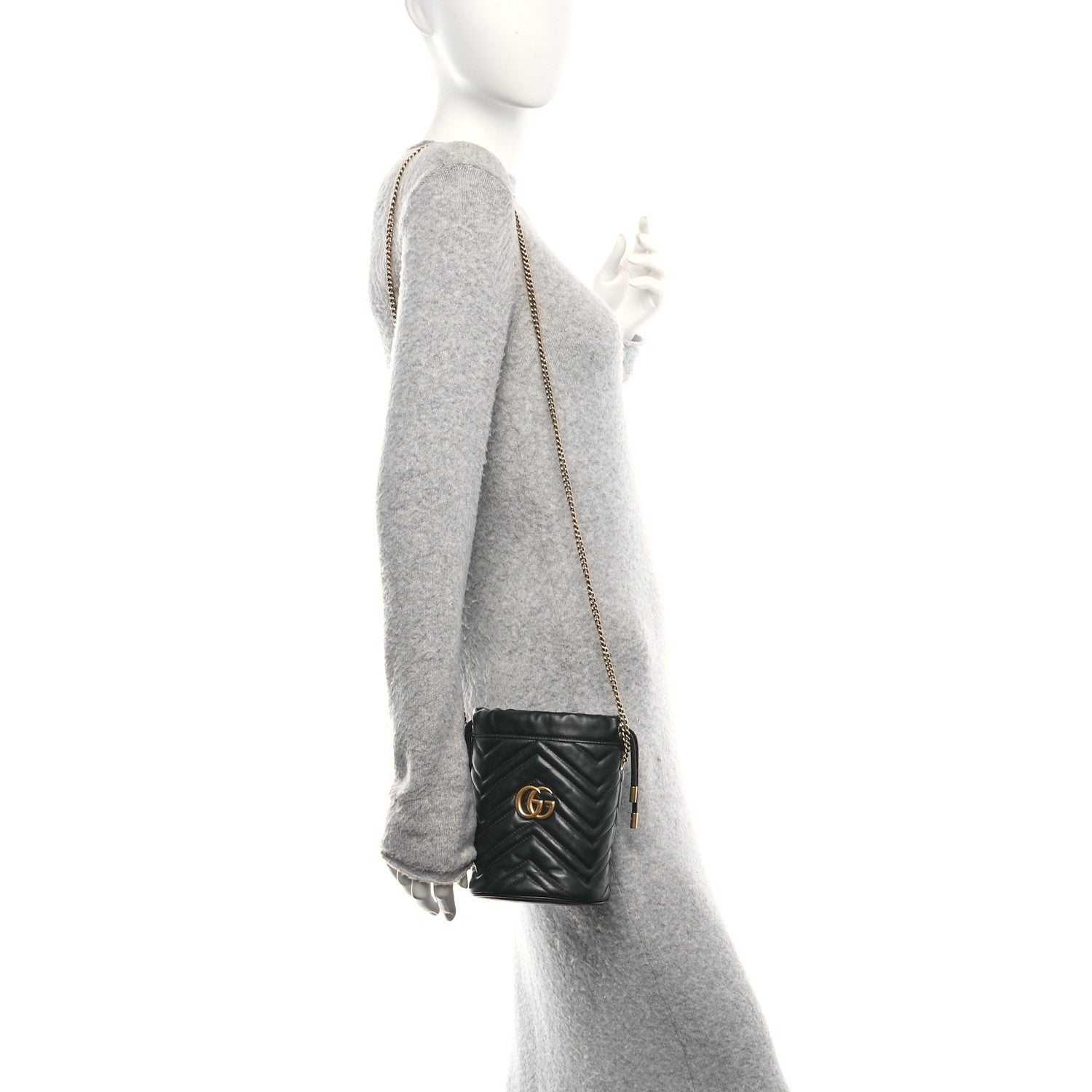 Calfskin Matelasse Mini GG Marmont 2.0 Bucket Bag Black