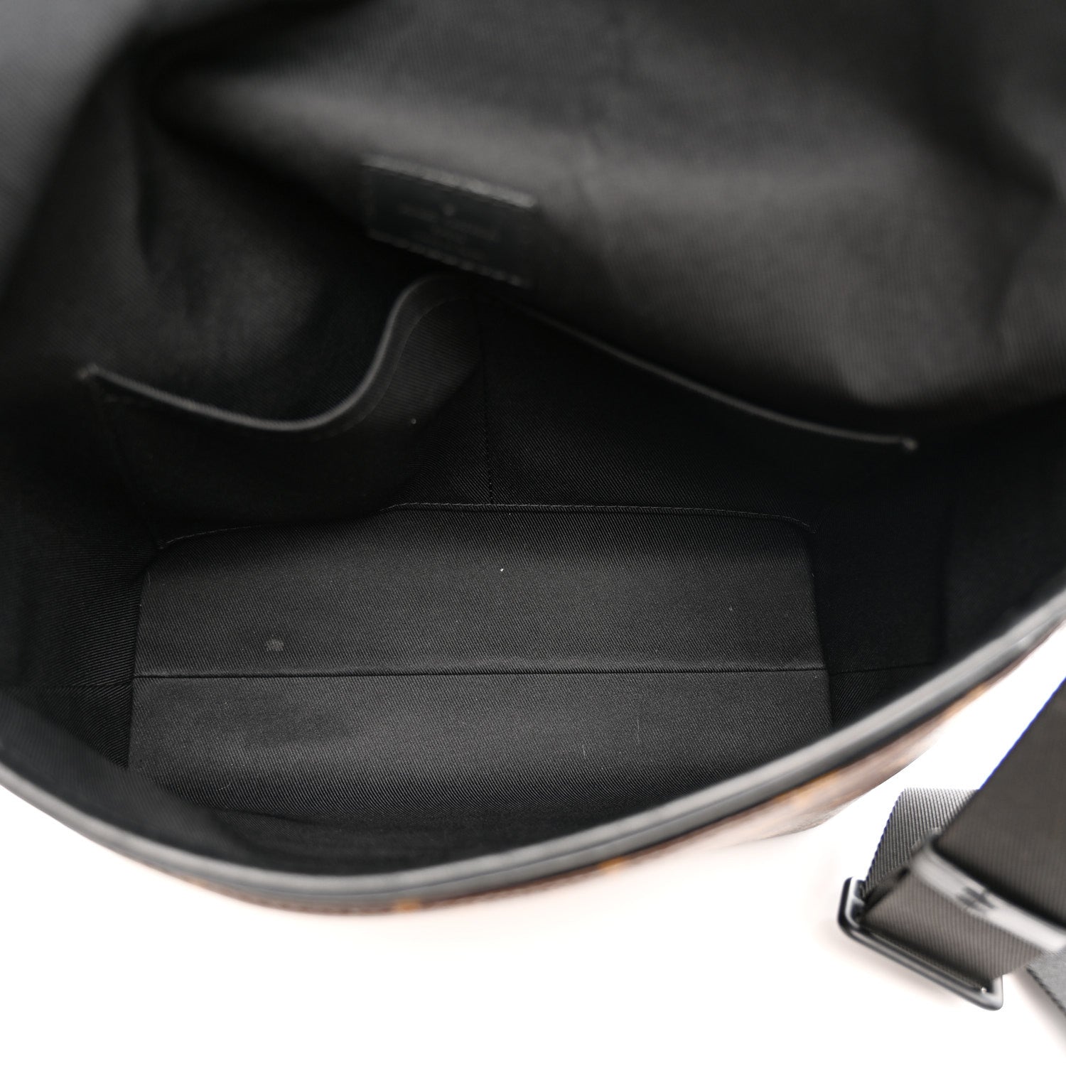 Monogram Macassar Magnetic Messenger
