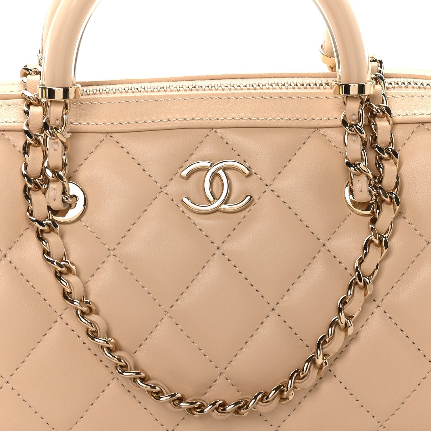 Lambskin Quilted Barrel Clutch With Chain Light Beige
