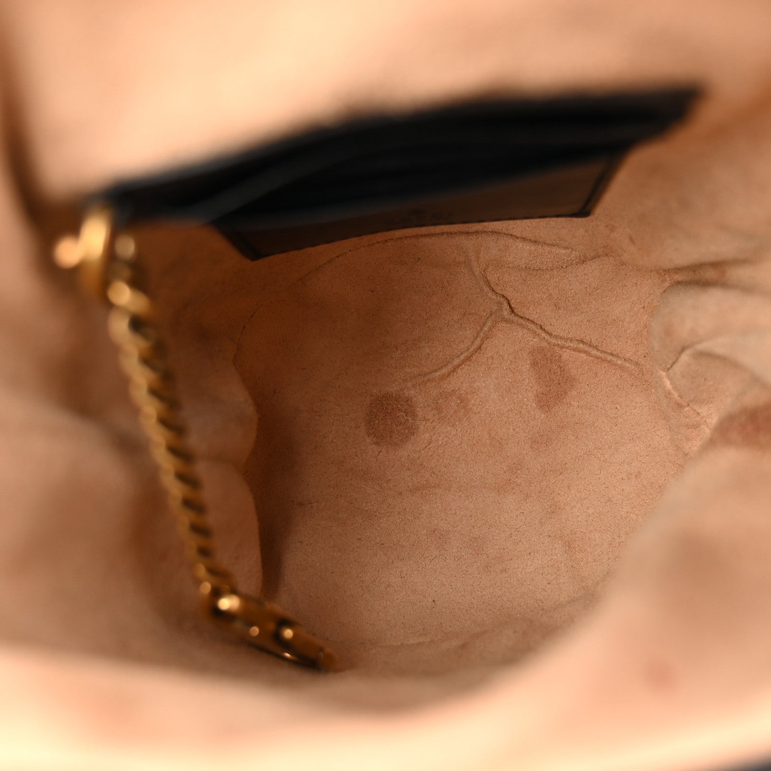 Calfskin Matelasse Mini GG Marmont 2.0 Bucket Bag Black
