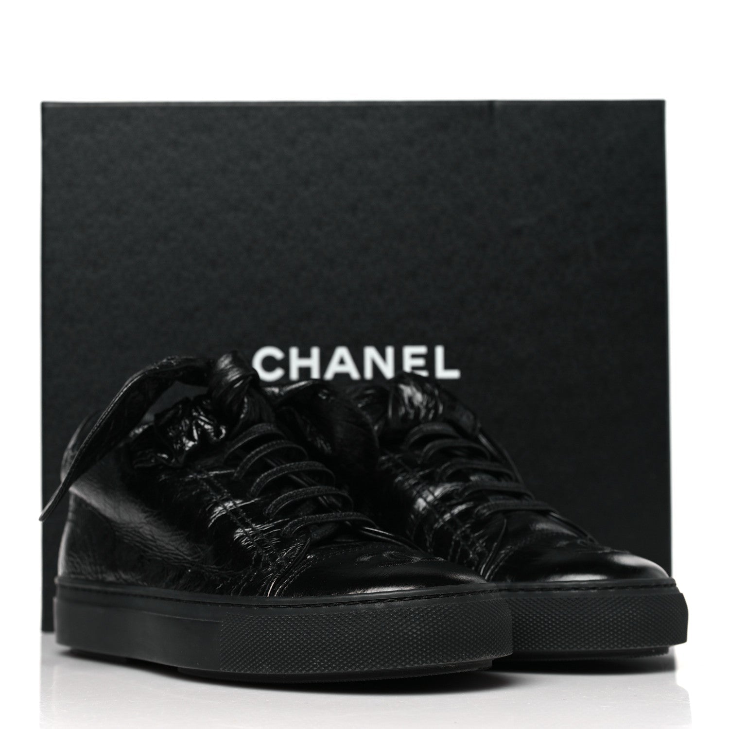 Crumpled Calfskin Womens CC Bow Sneakers 35.5 Black