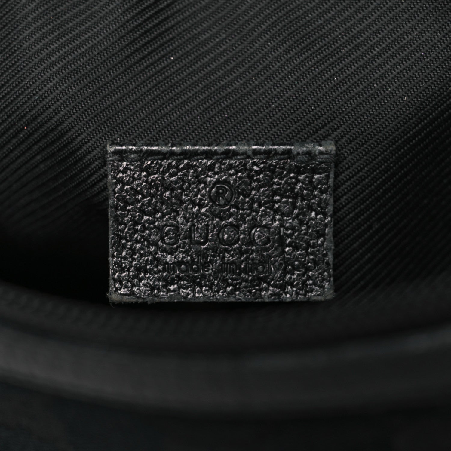 Monogram D Ring Cosmetic Case Black
