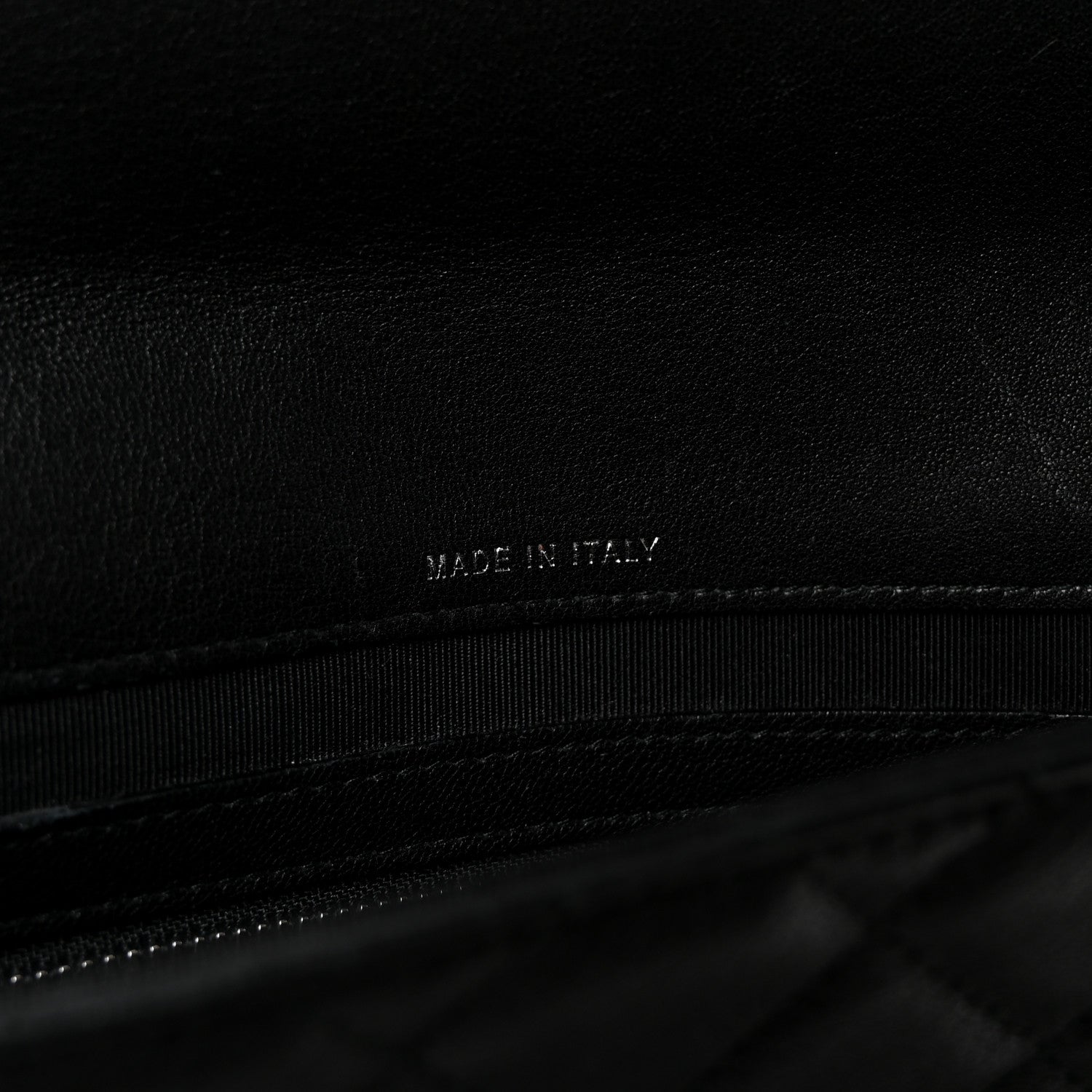Goatskin Quilted CC Box Pouch Black