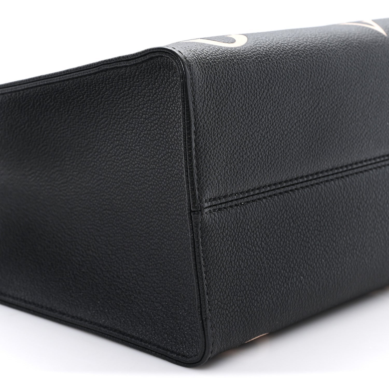 Empreinte Monogram Giant Onthego MM Black Beige