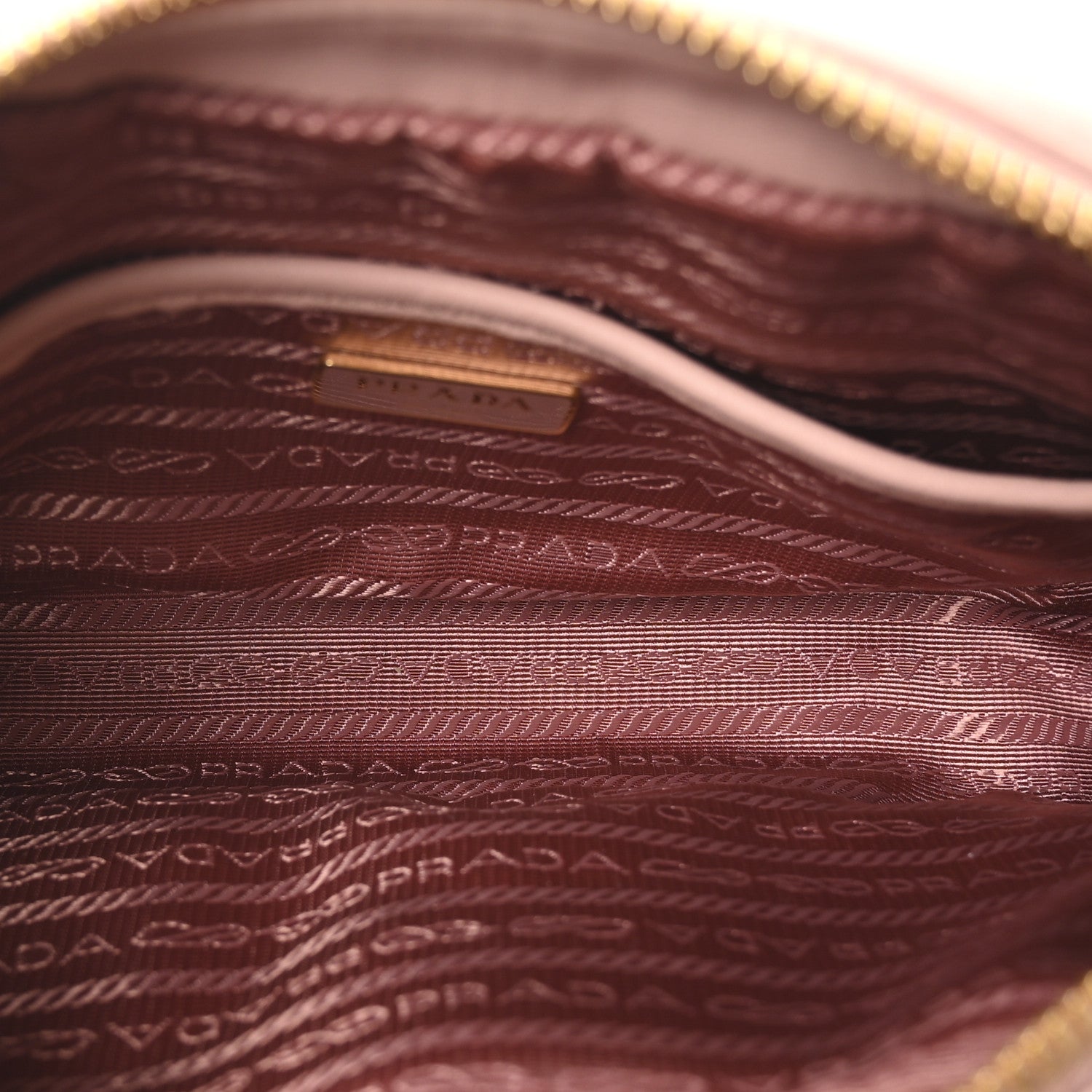 Nappa Gaufre Camera Bag Cipria