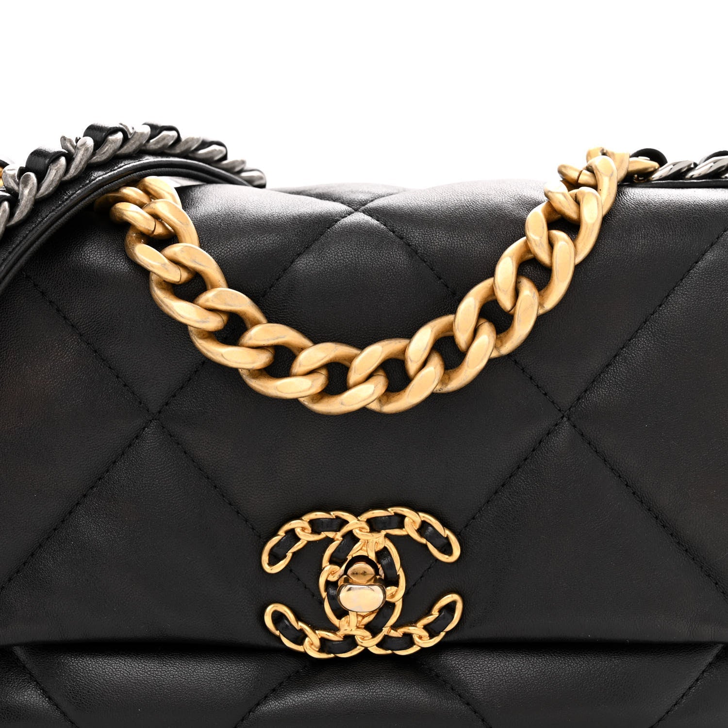 Lambskin Quilted Medium Chanel 19 Flap Black