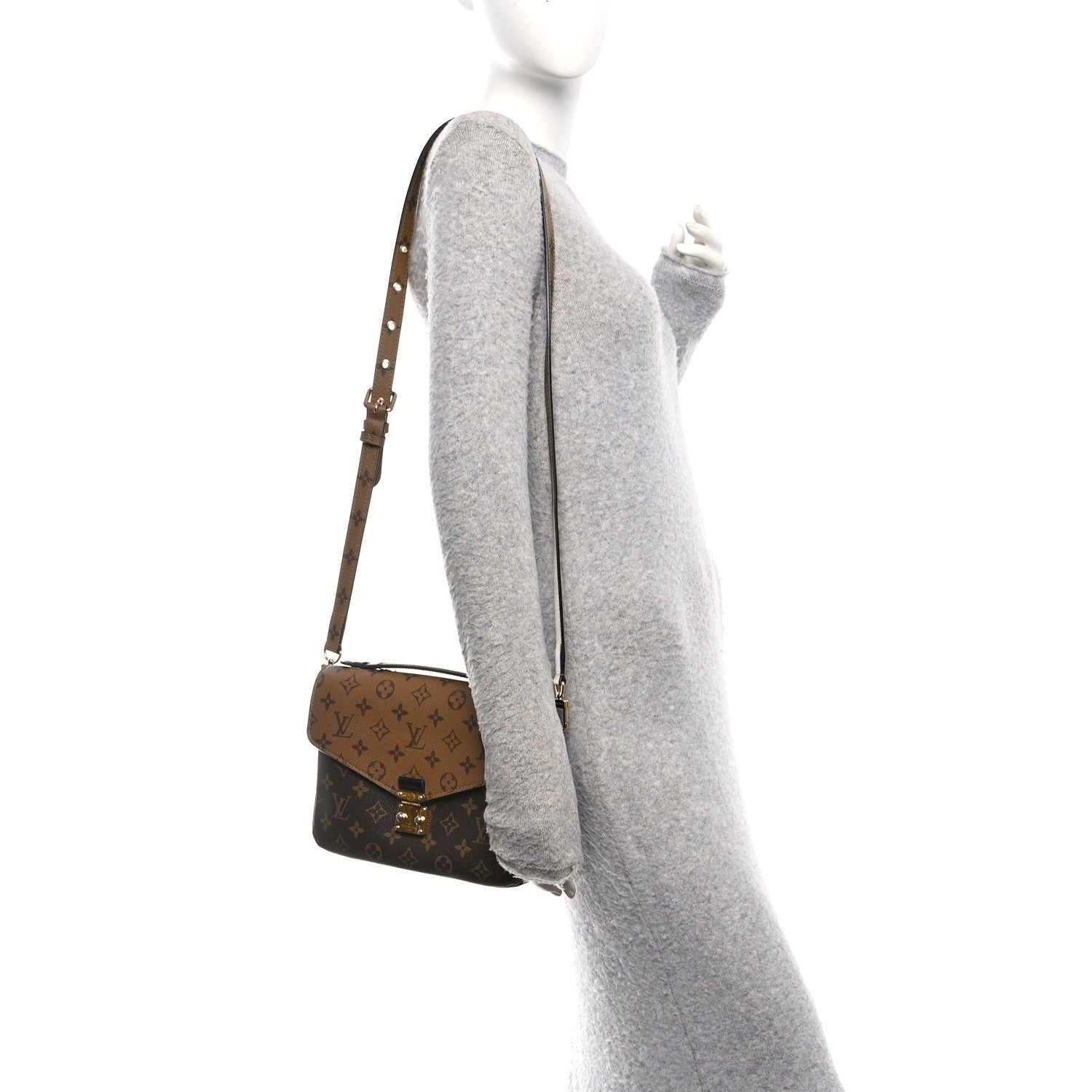Reverse Monogram Pochette Metis