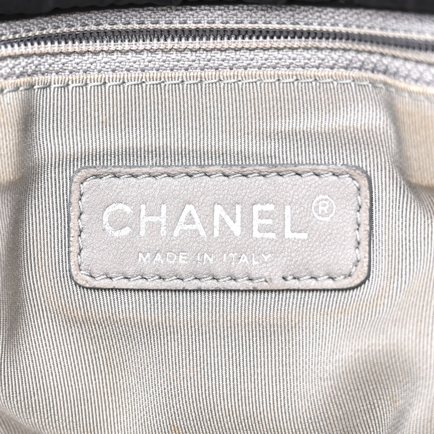 Nylon Quilted Tweed Stitch Bubble Flap Black