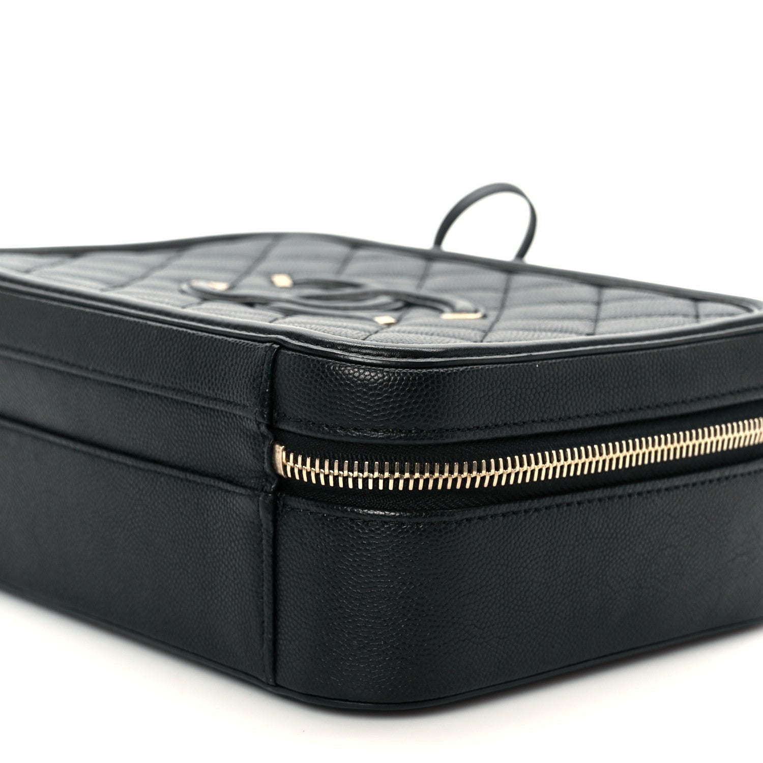 Caviar Quilted Medium CC Filigree Vanity Case Black