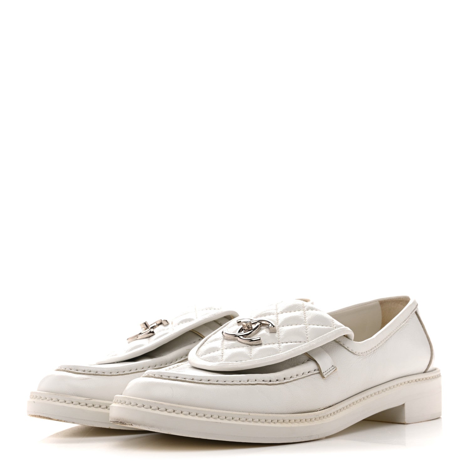 Shiny Lambskin Quilted CC Turnlock Loafers 40 White