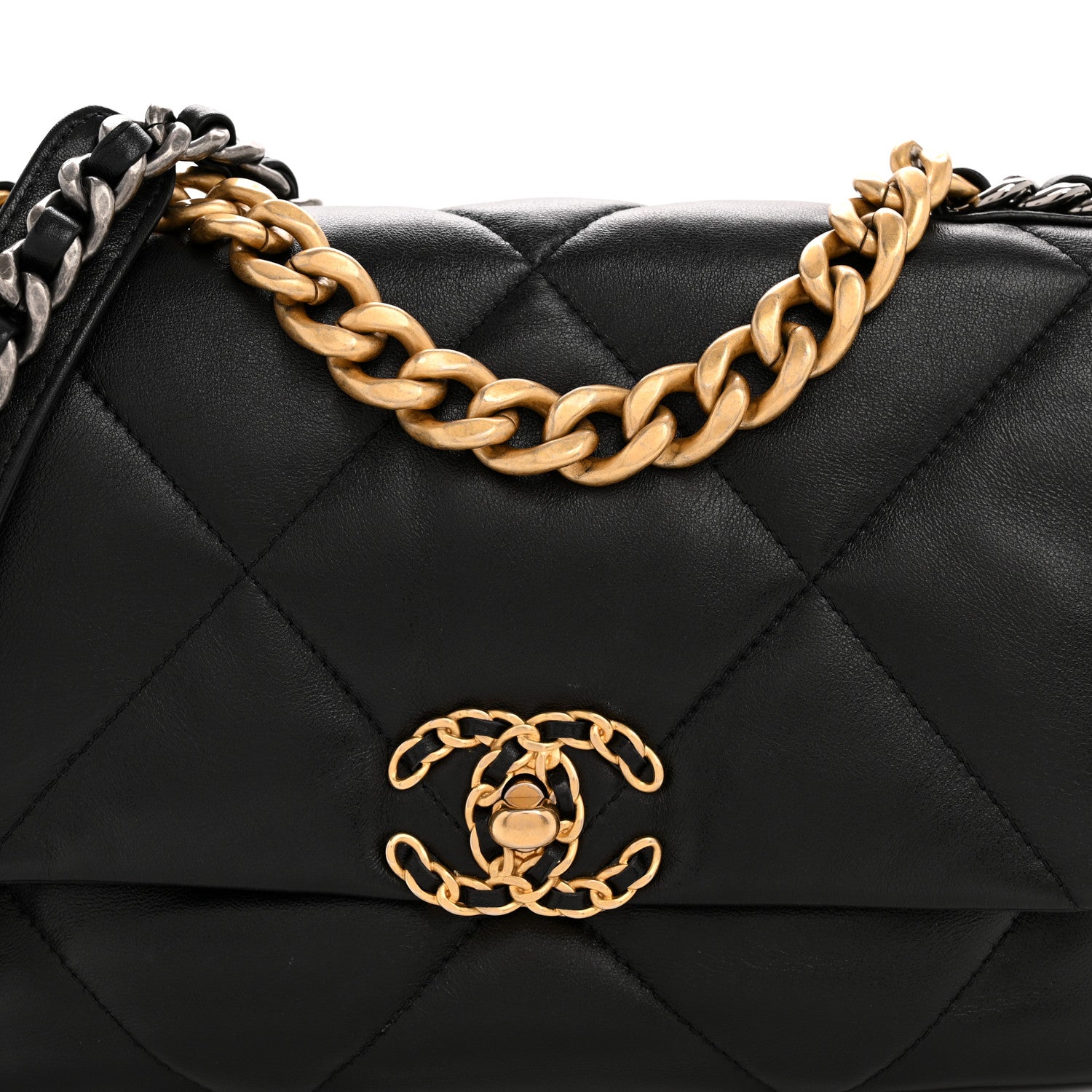 Goatskin Quilted Medium Chanel 19 Flap Black
