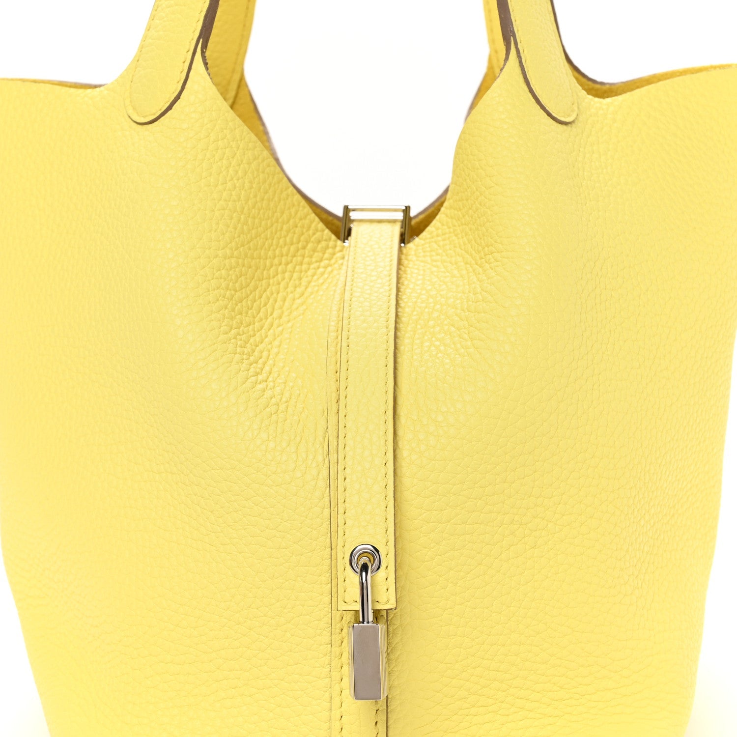 Taurillon Clemence Picotin Lock 22 MM Lime