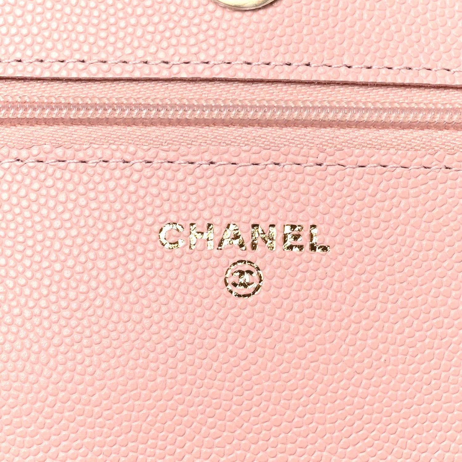 Caviar Quilted Wallet on Chain WOC Light Pink
