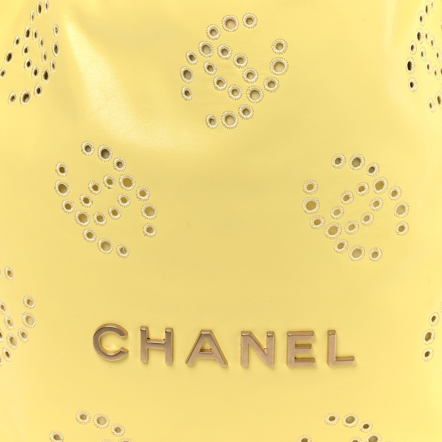 Shiny Calfskin Eyelet CC Small Chanel 22 Light Yellow