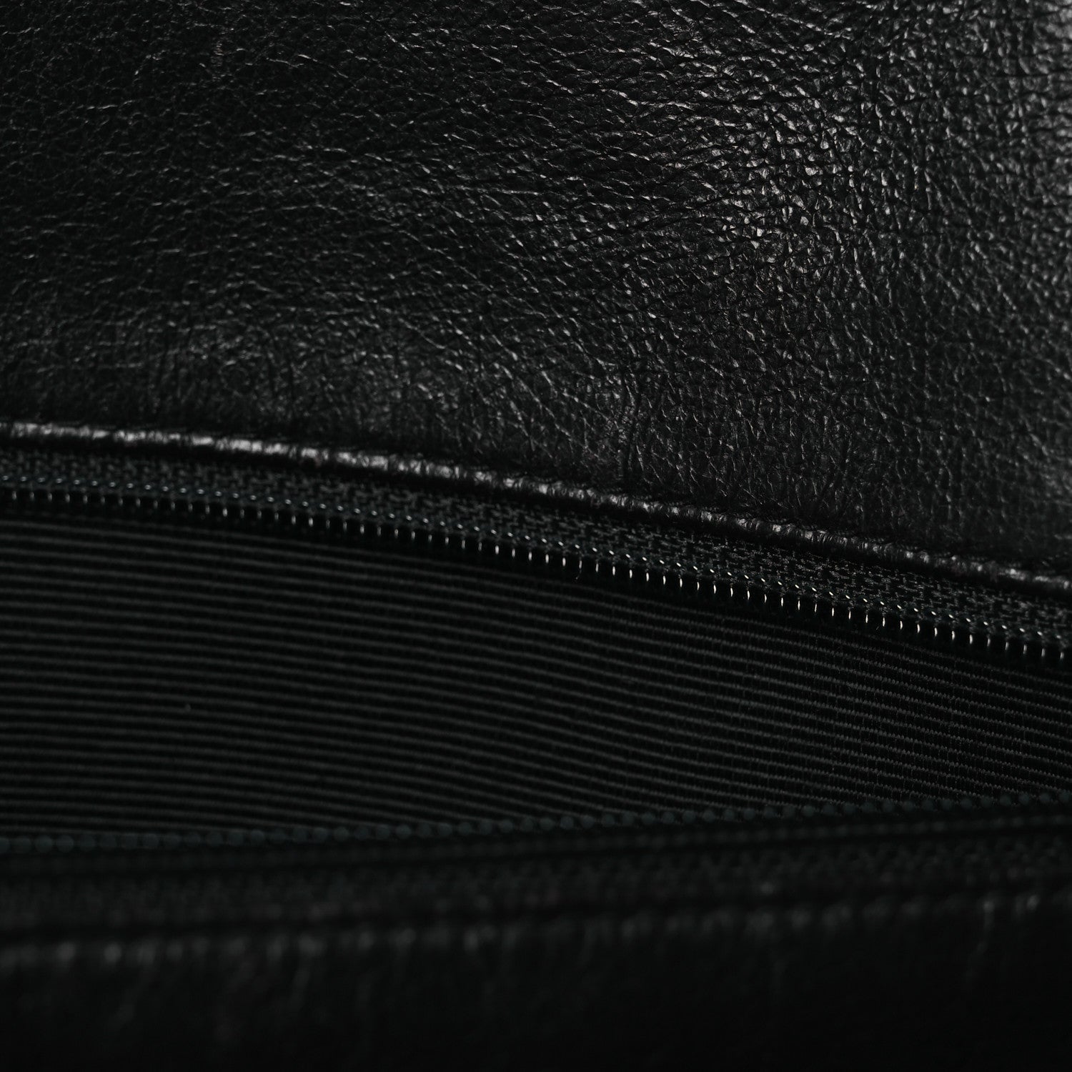 Caviar Large CC Shoulder Bag Black