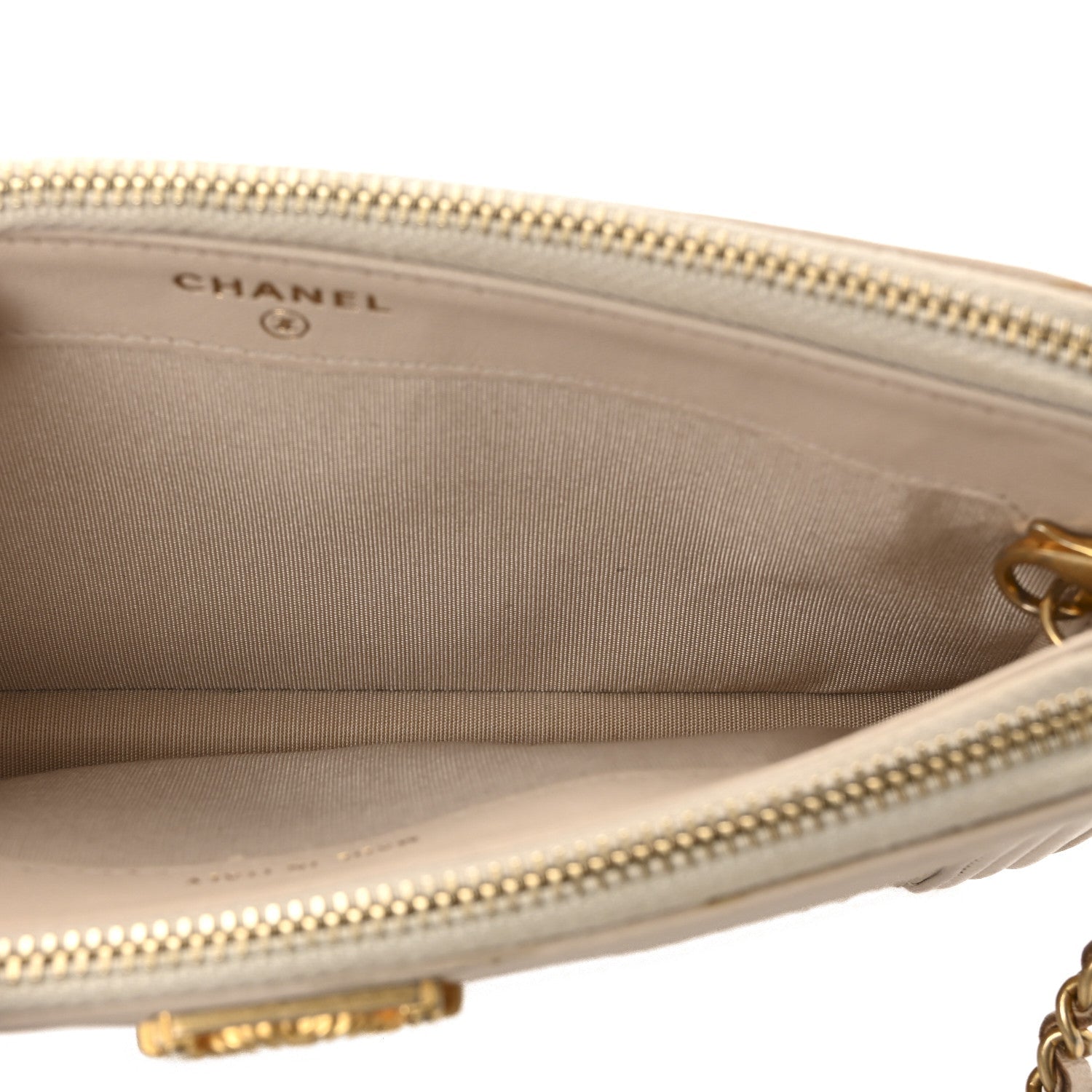 Crumpled Lambskin Chevron Quilted Pleated Small Boy Clutch With Chain Beige