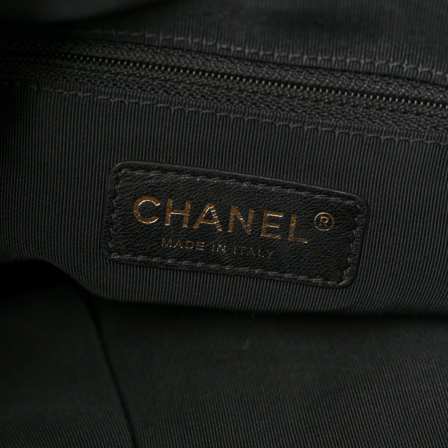 Calfskin Quilted Large Chain Me Hobo Black