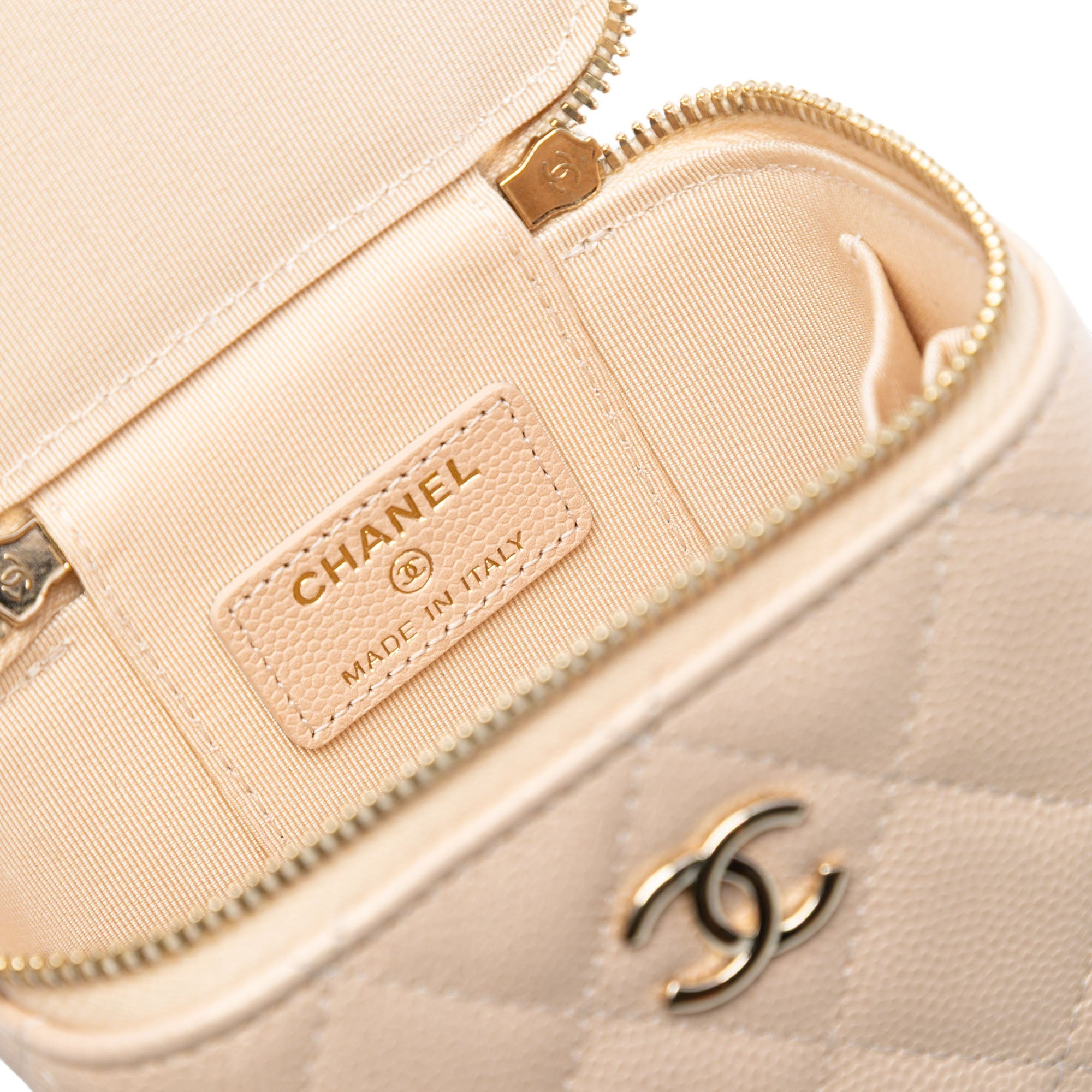 Tiny CC Link Vanity Case with Chain Quilted Caviar Mini