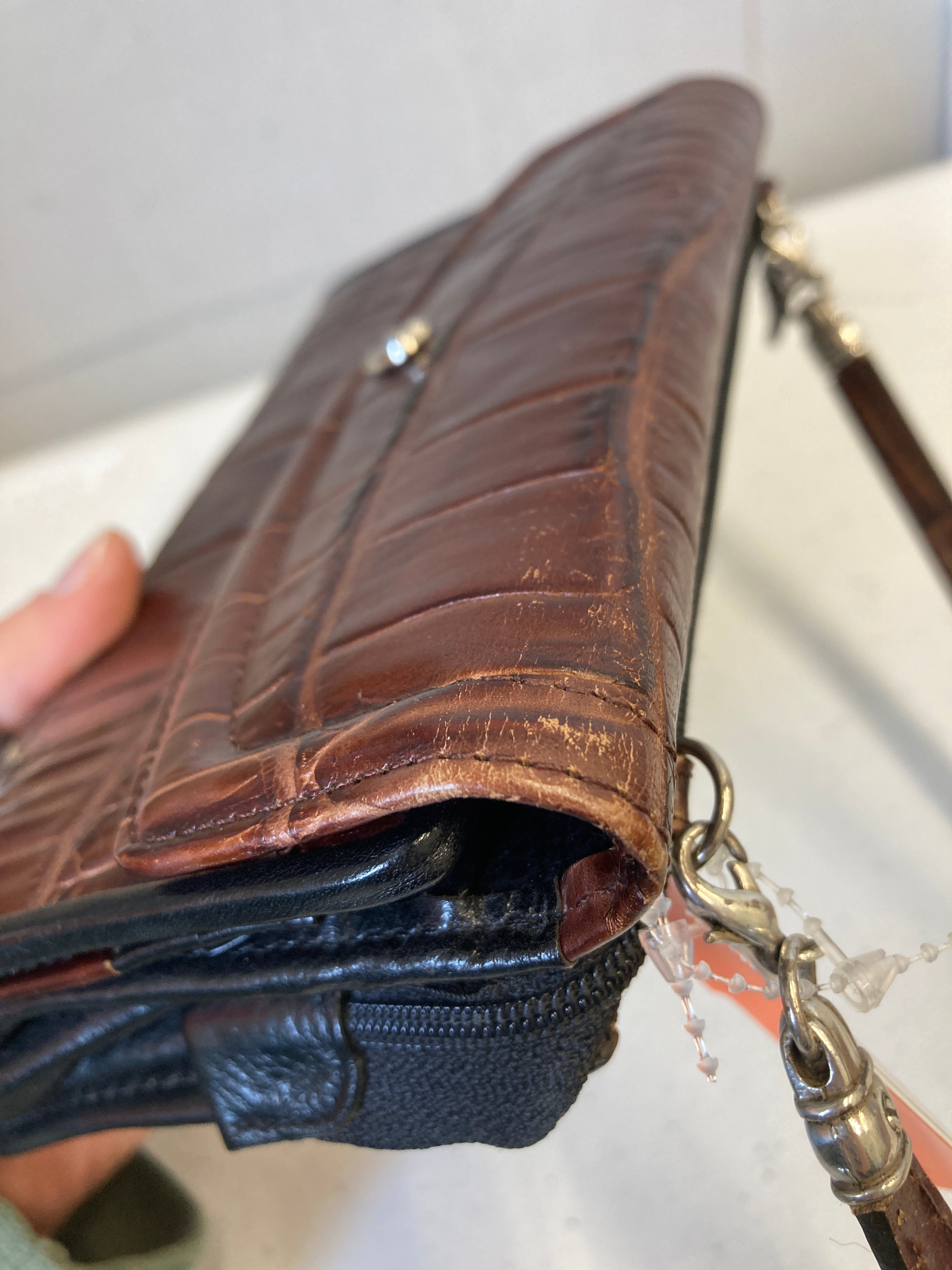 Crossbody Leather By Brighton In Brown, Size:Small
