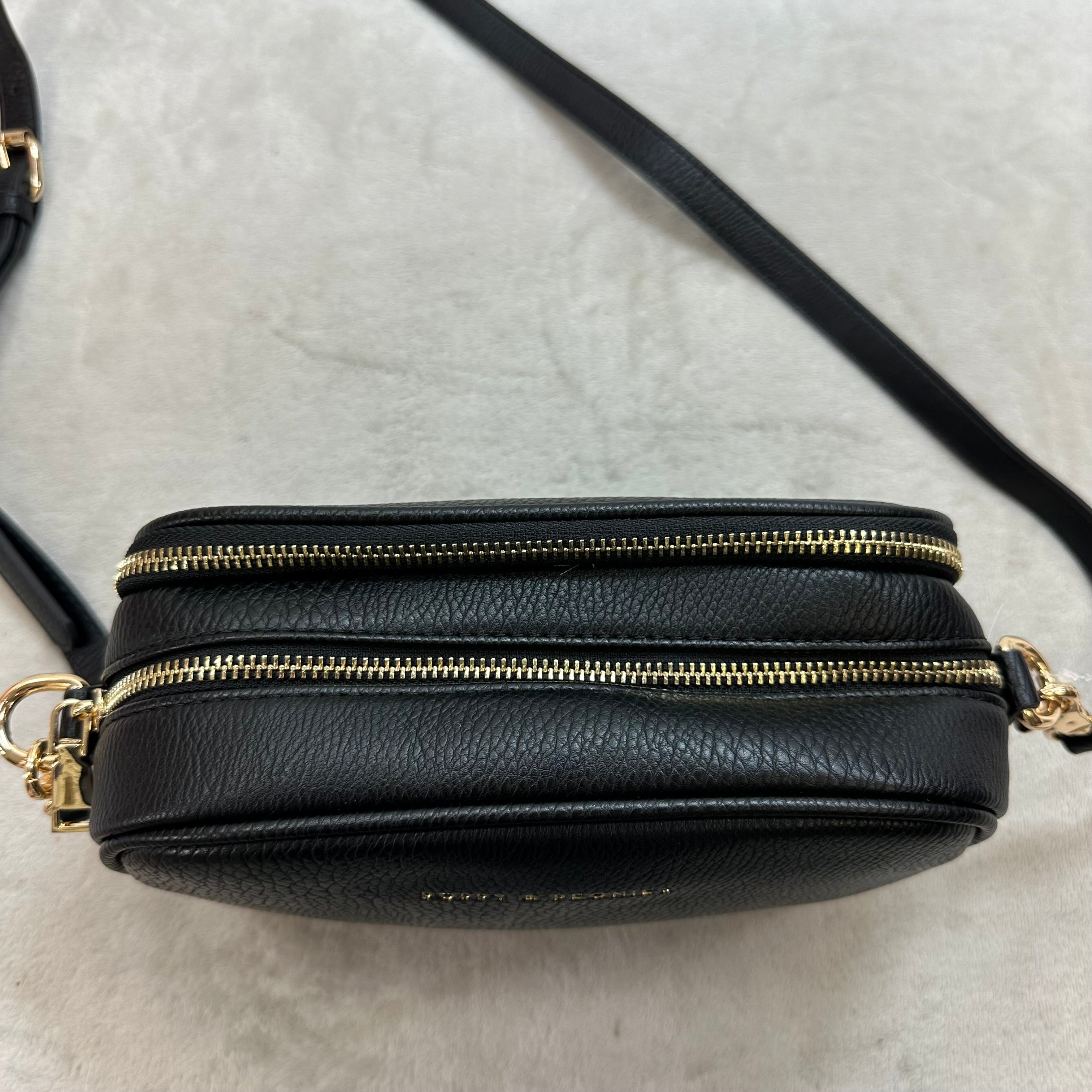 Poppy & Peonies 24/7 Camera Crossbody Bag Crossbody, Size: Small