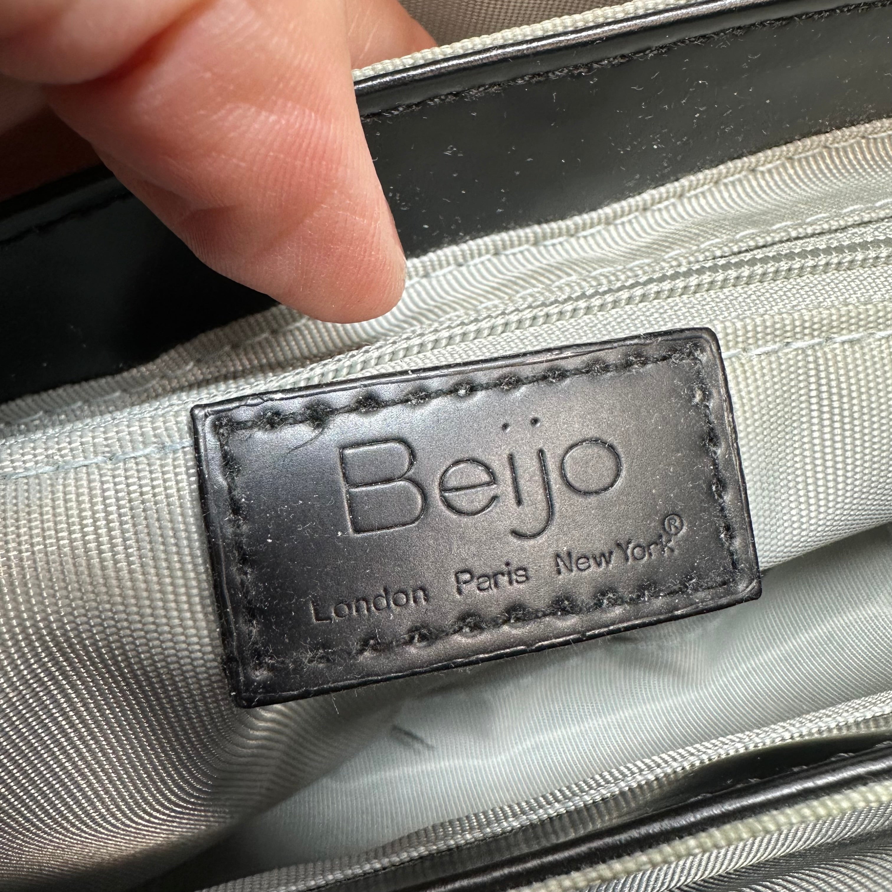 Handbag By Beijo, Size: Small