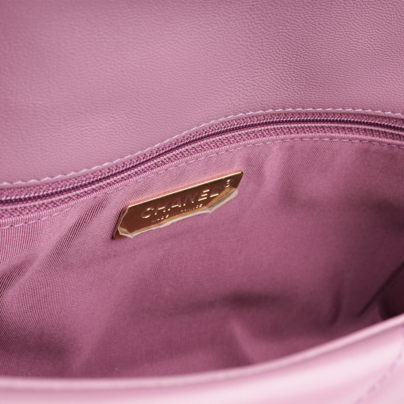 Chanel 19 - Large