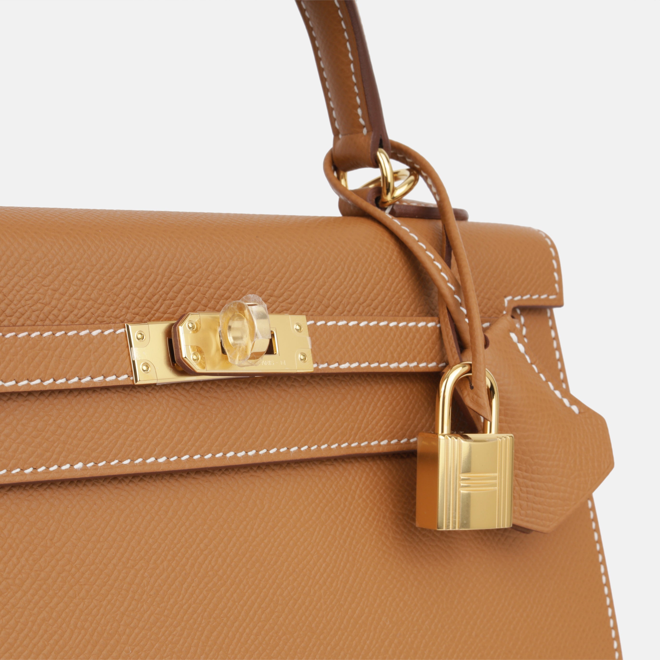 Kelly 25 - Gold Epsom