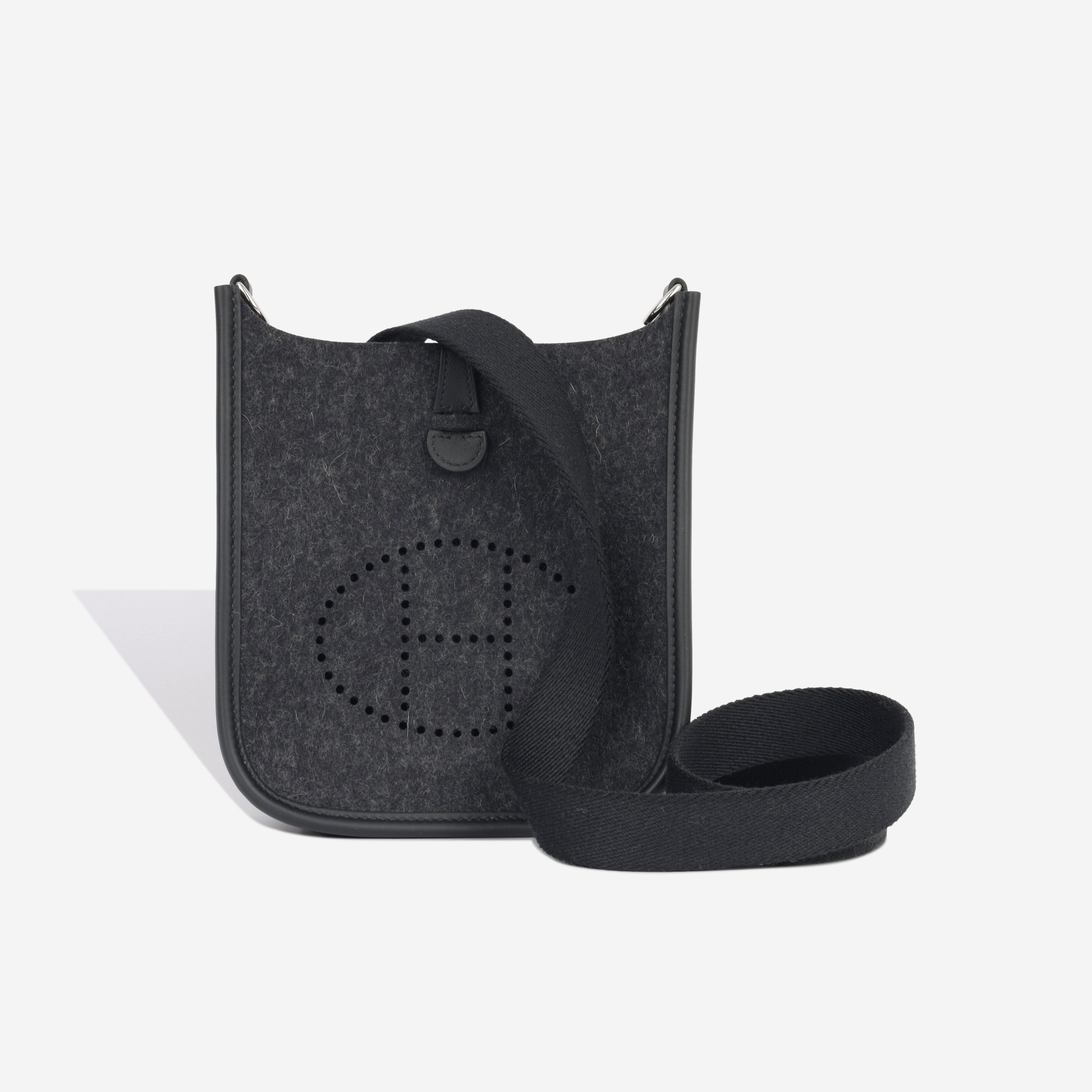 Evelyne TPM - Graphite Wool