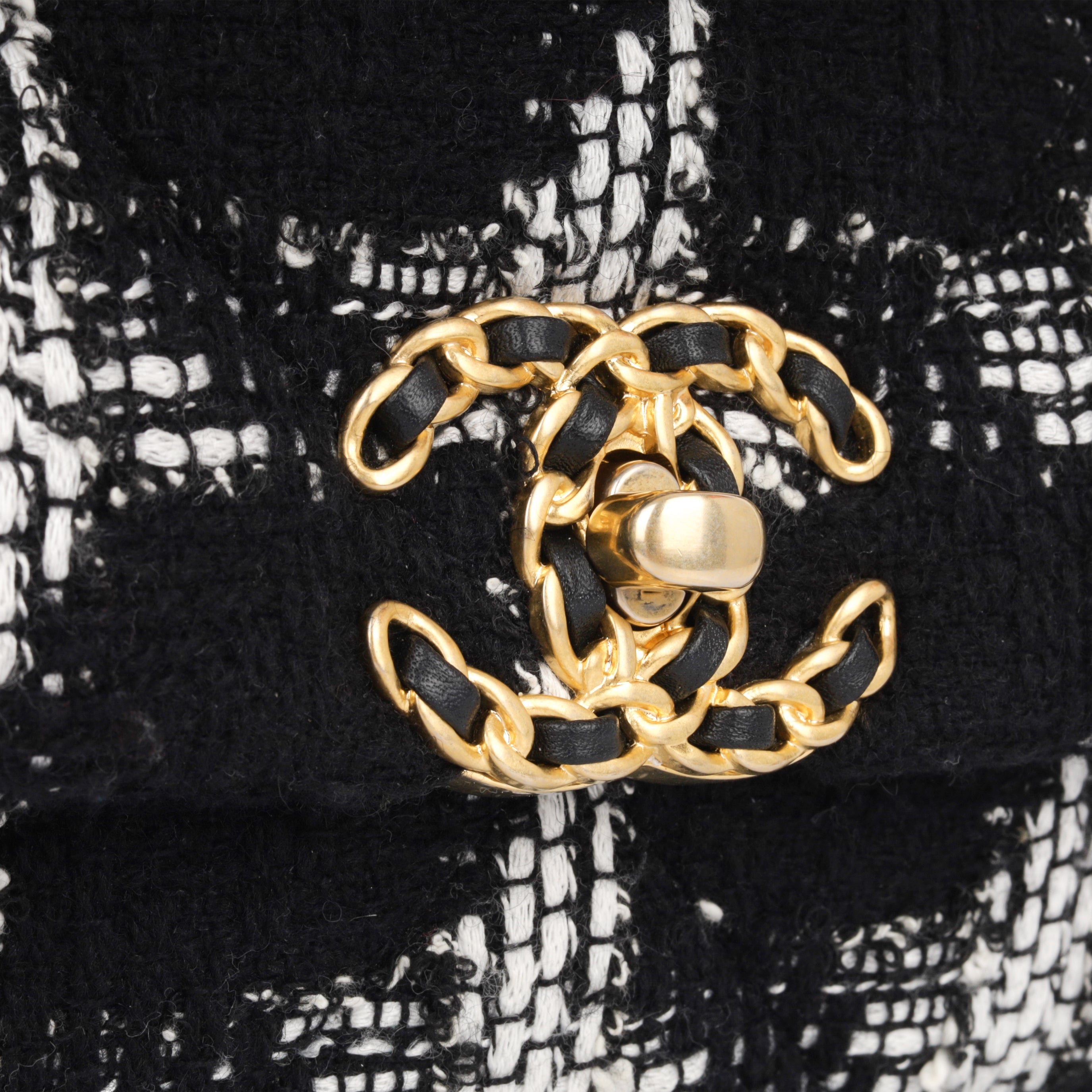 Chanel 19 Flap Bag - Small