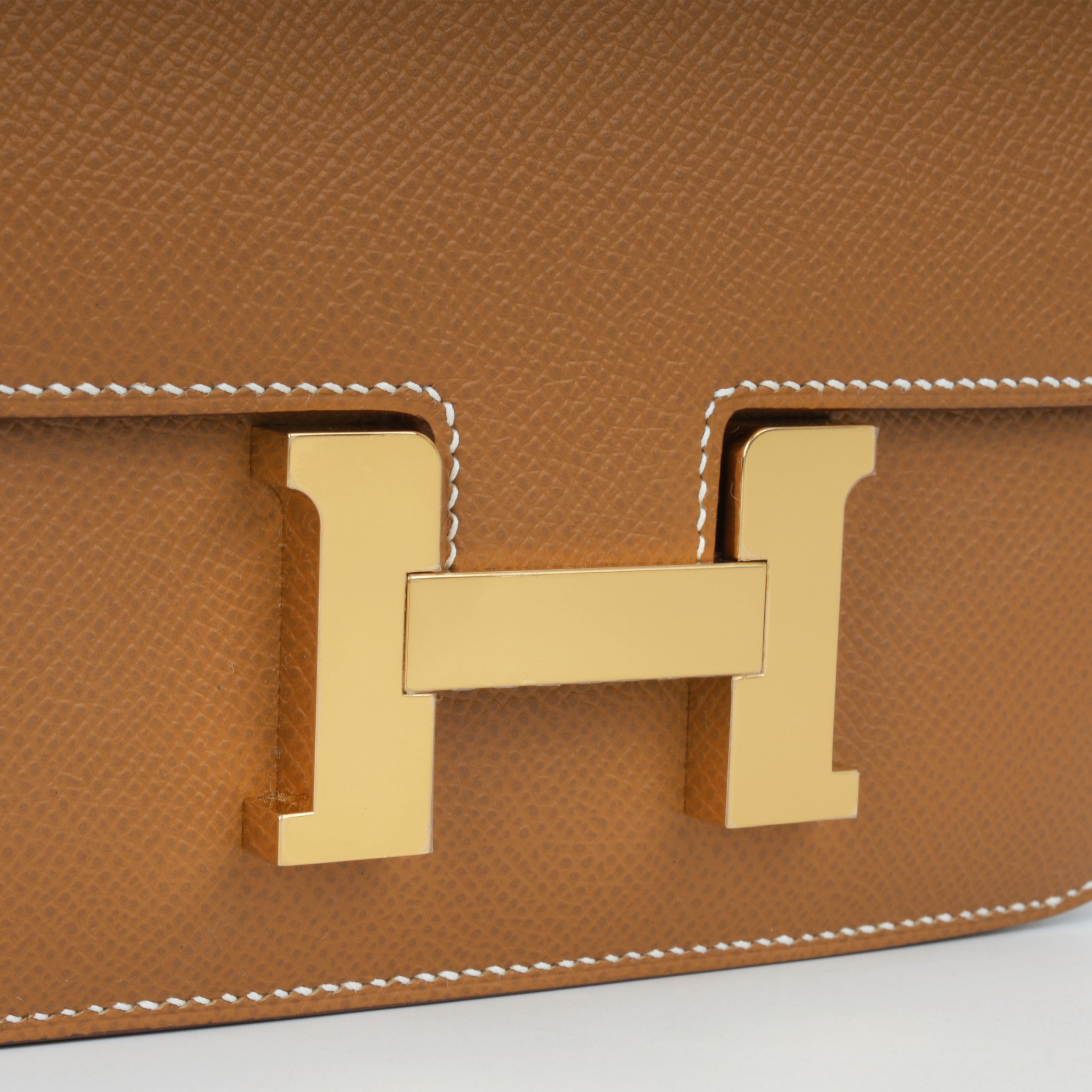 Constance 18 - Gold