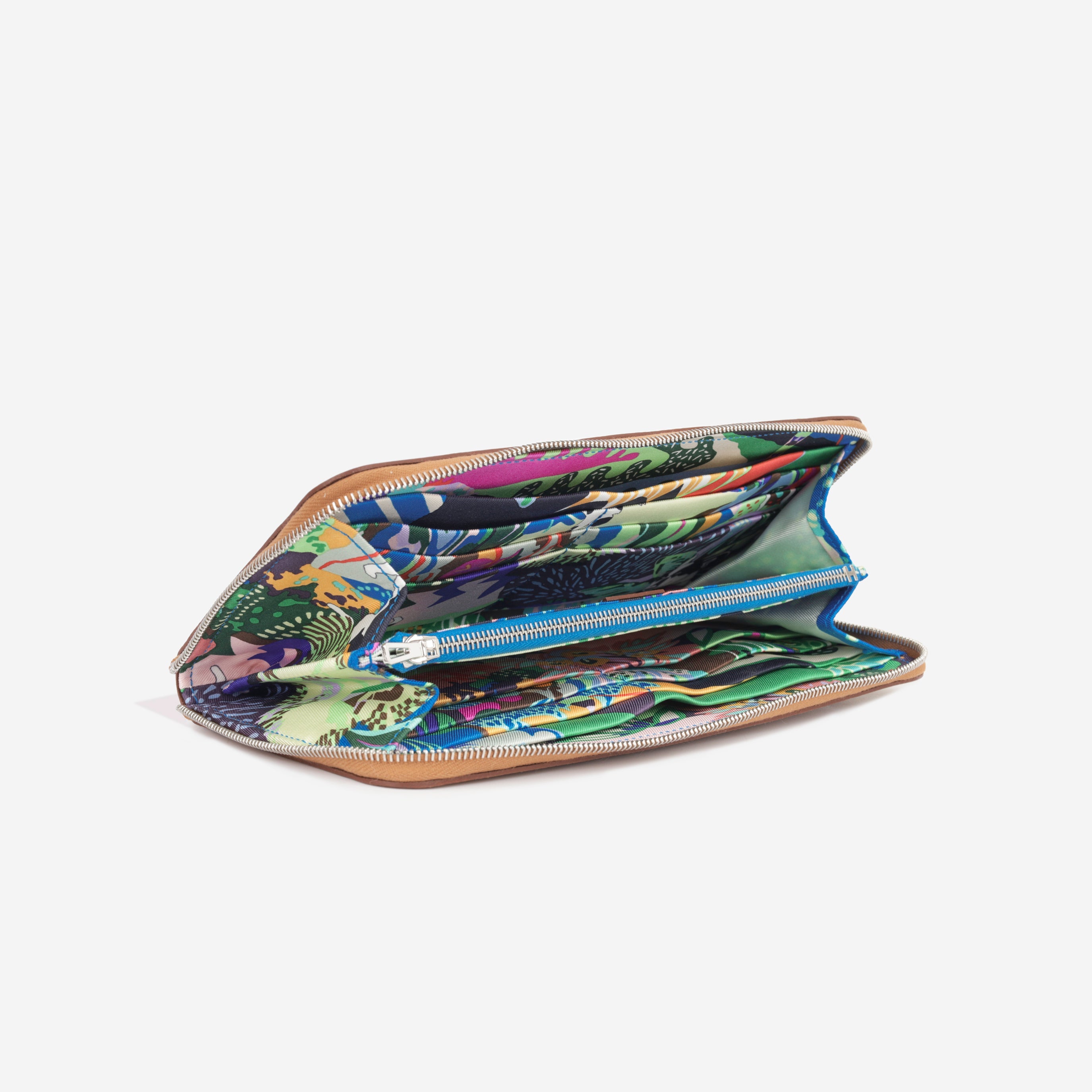 Silk' In Classique Wallet