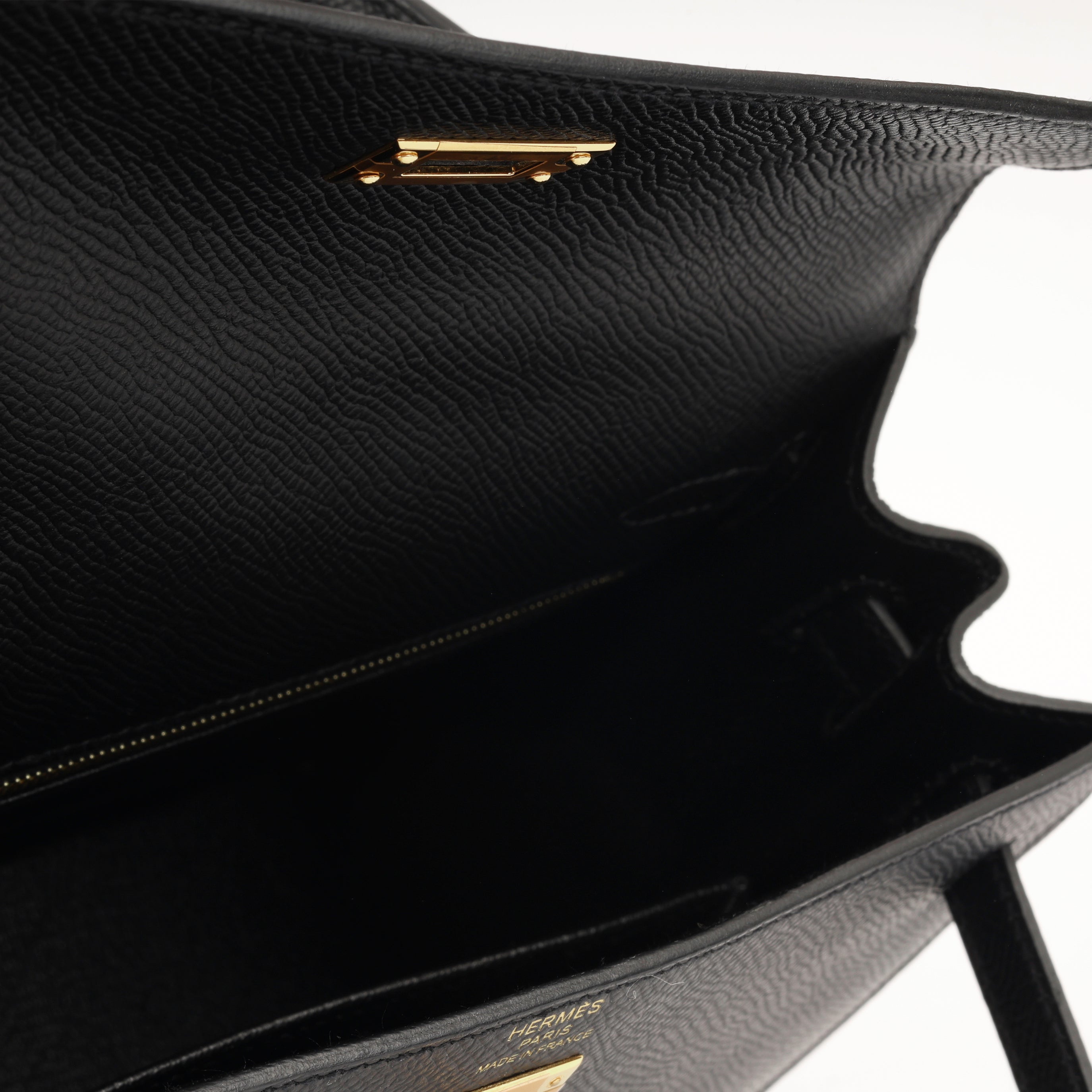 Hermès Kelly 25 - Black Epsom | Gold Hardware