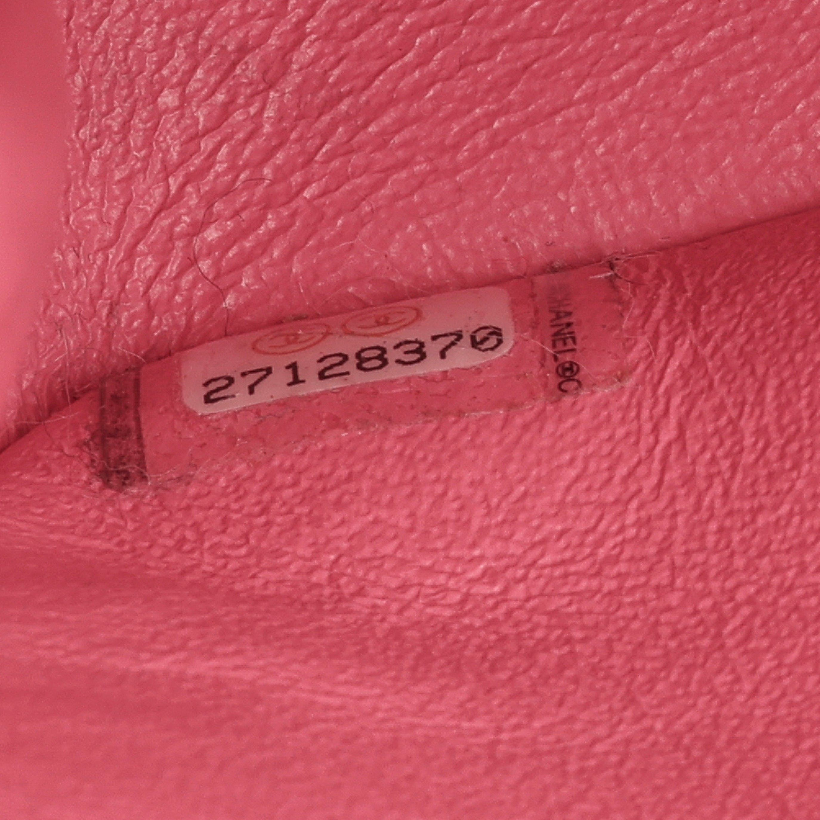 Medium Classic Flap