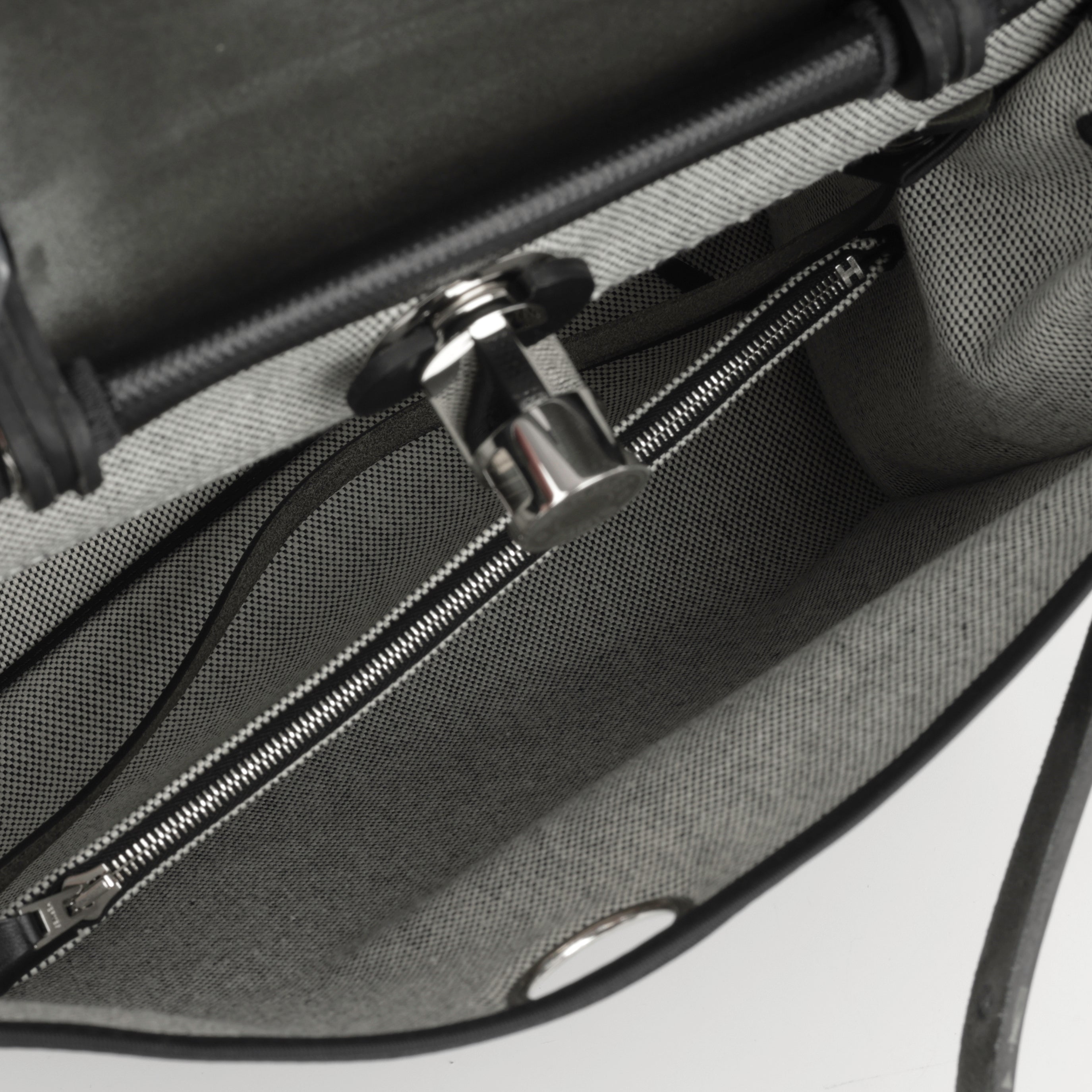Hermès Herbag 31 - Noir Berline Toile | Palladium Hardware
