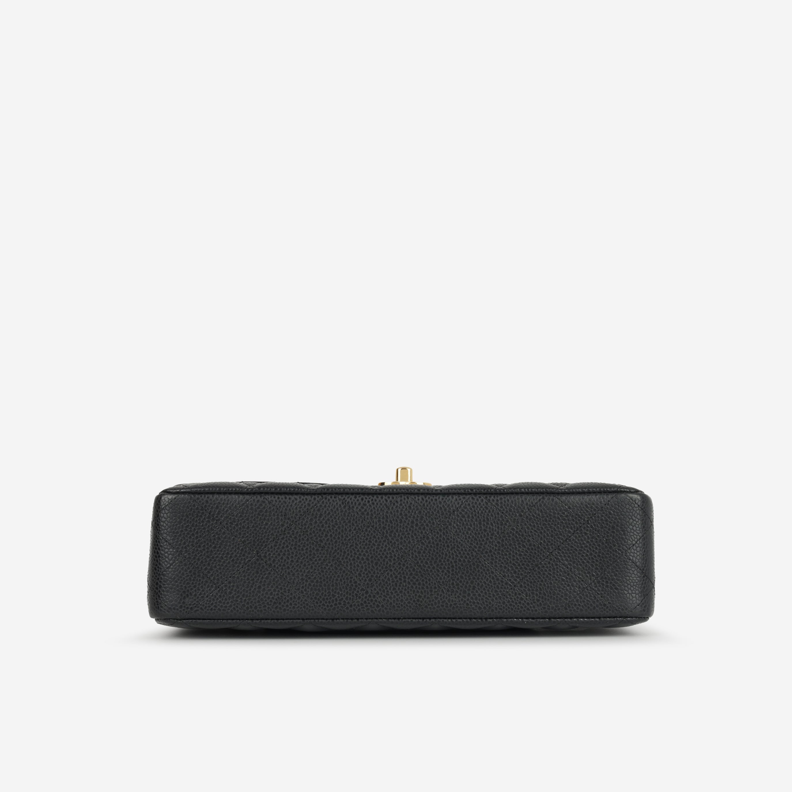 Medium Classic Flap