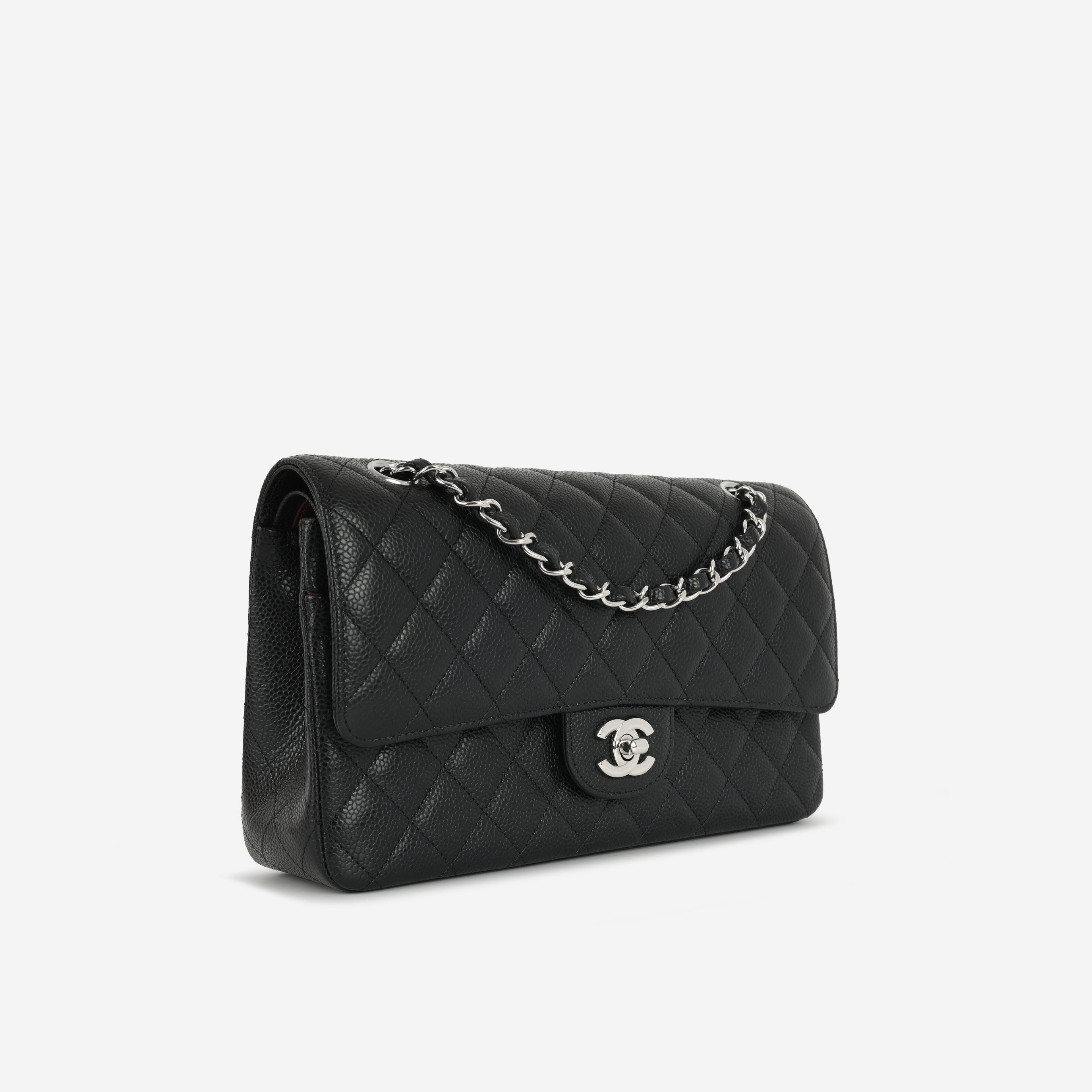 Medium Classic Flap