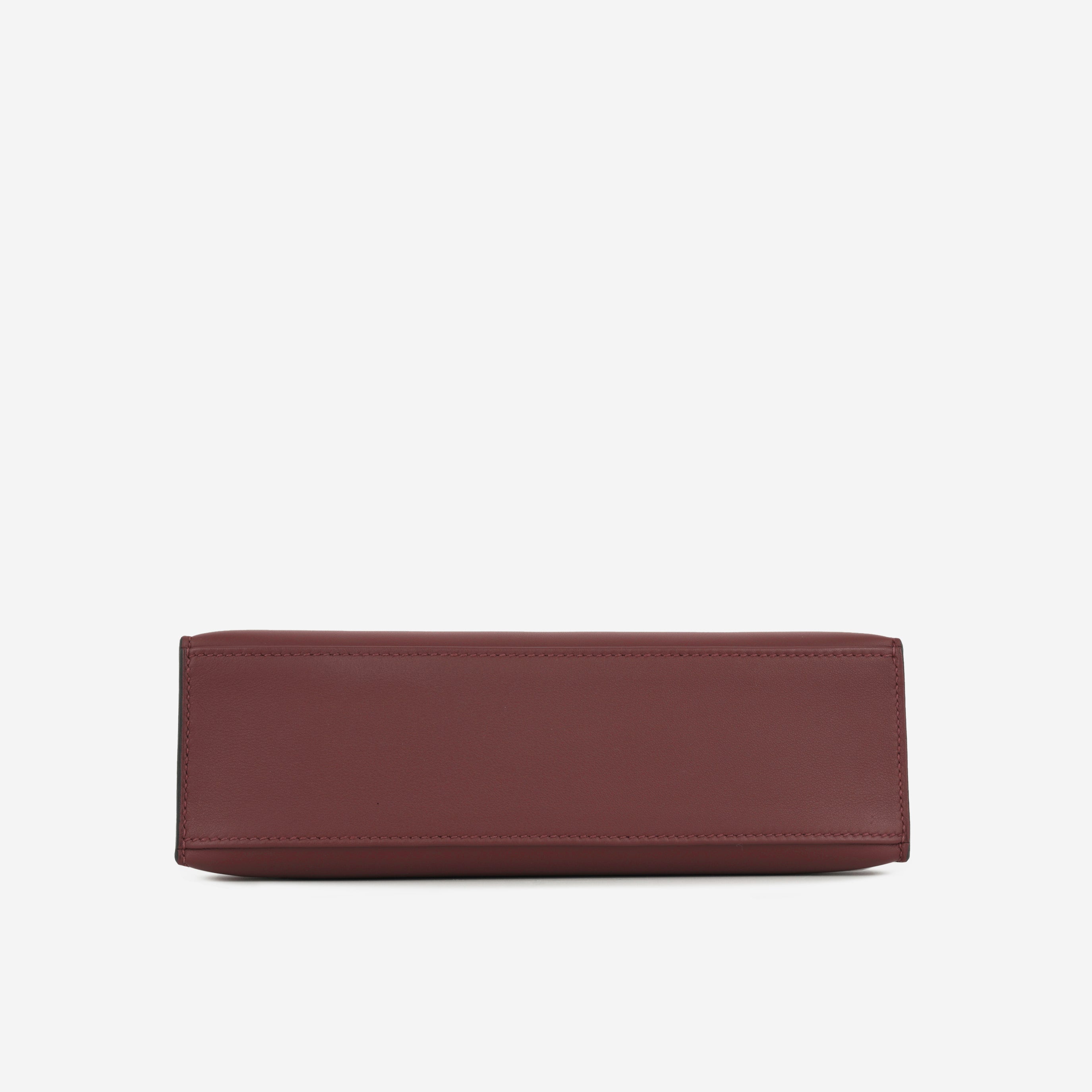 Kelly Pochette