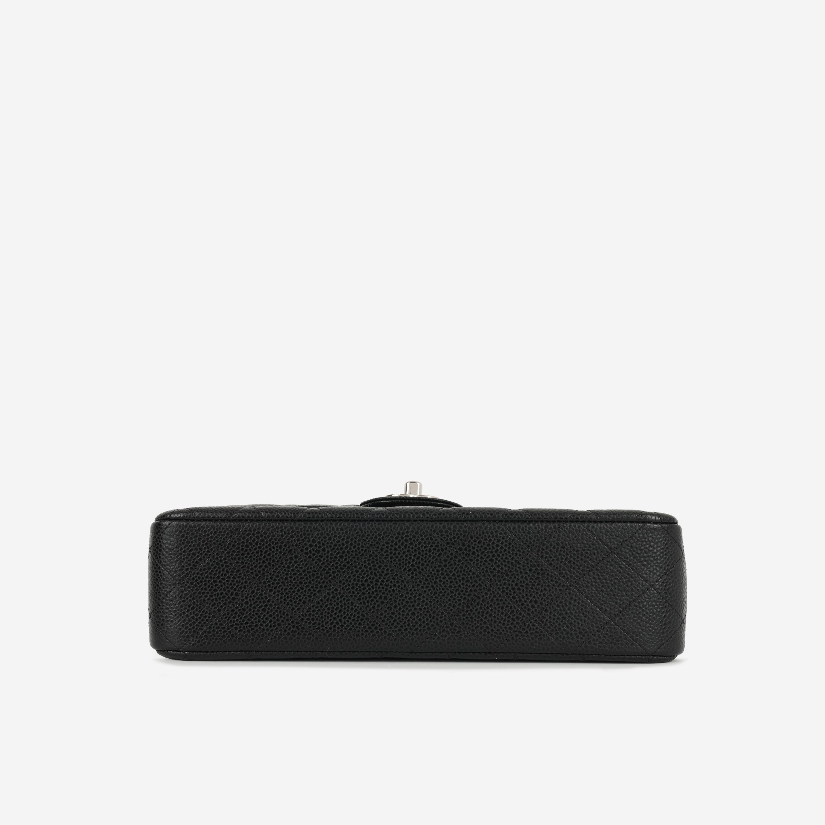 Medium Classic Flap