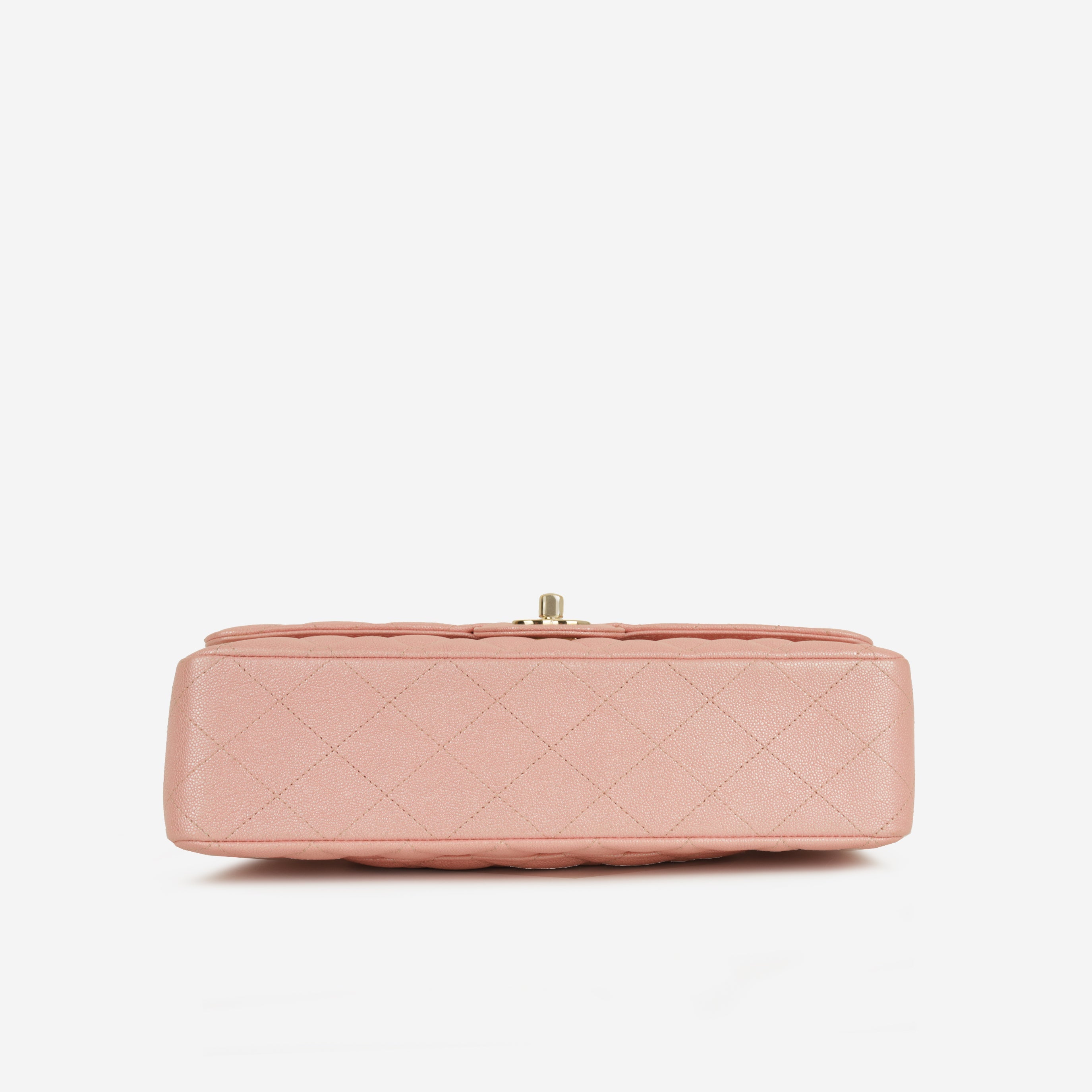 Medium Classic Flap