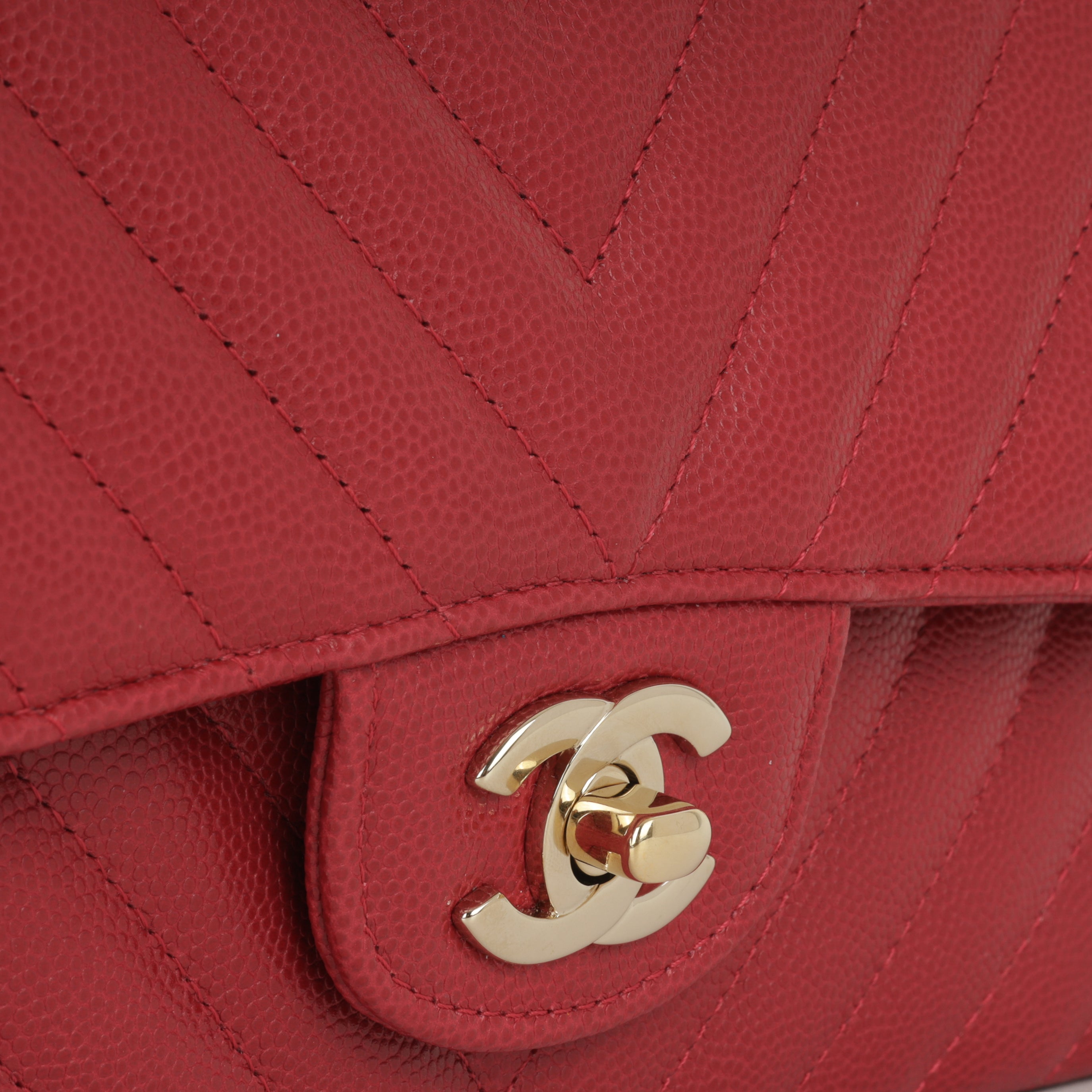Medium Chevron Flap