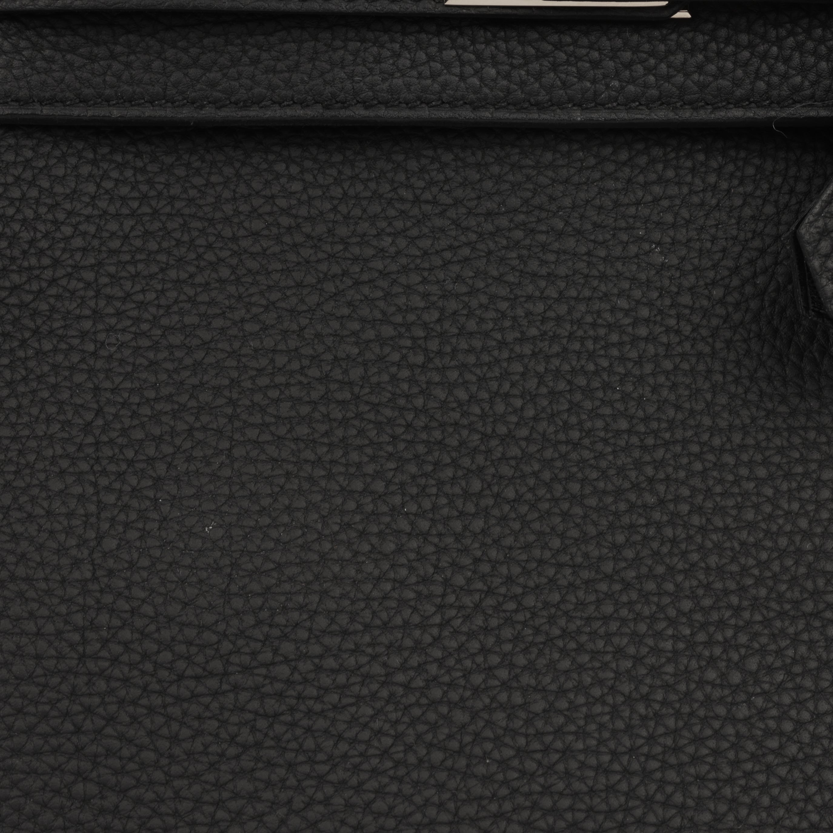 Hermè Kelly 25 - Black Togo | Gold Hardware