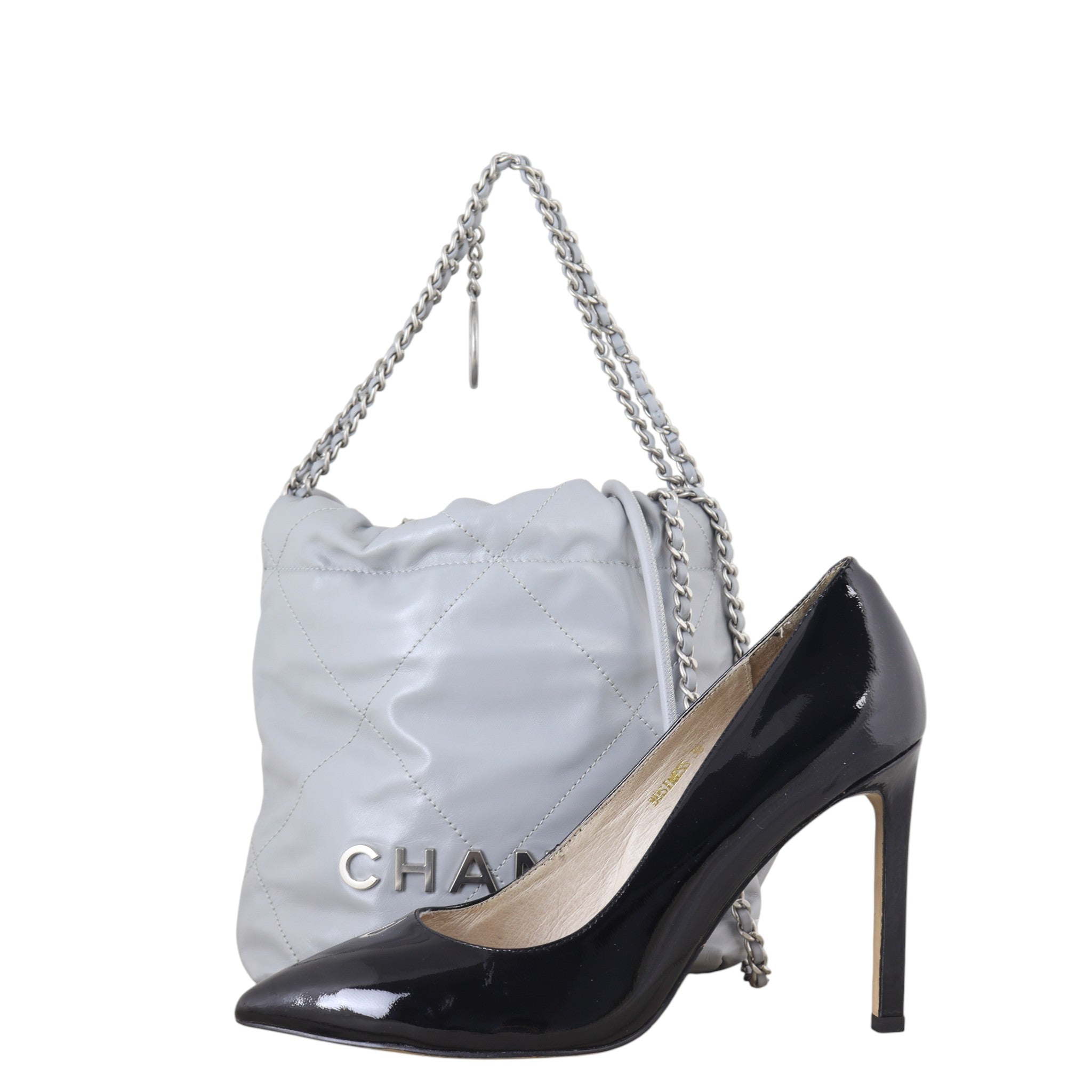 Chanel 22 Hobo Mini