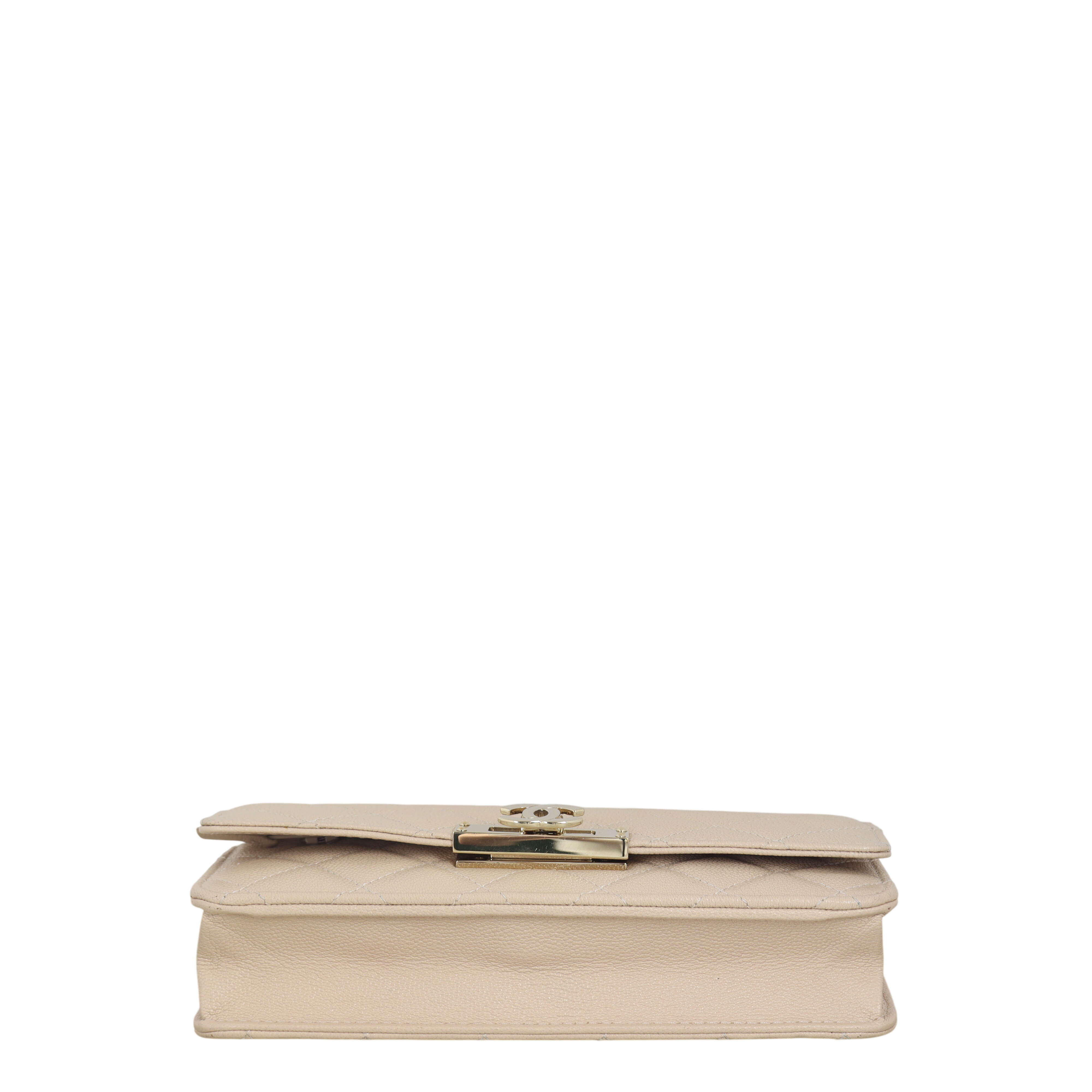 Chanel Golden Class Wallet on Chain