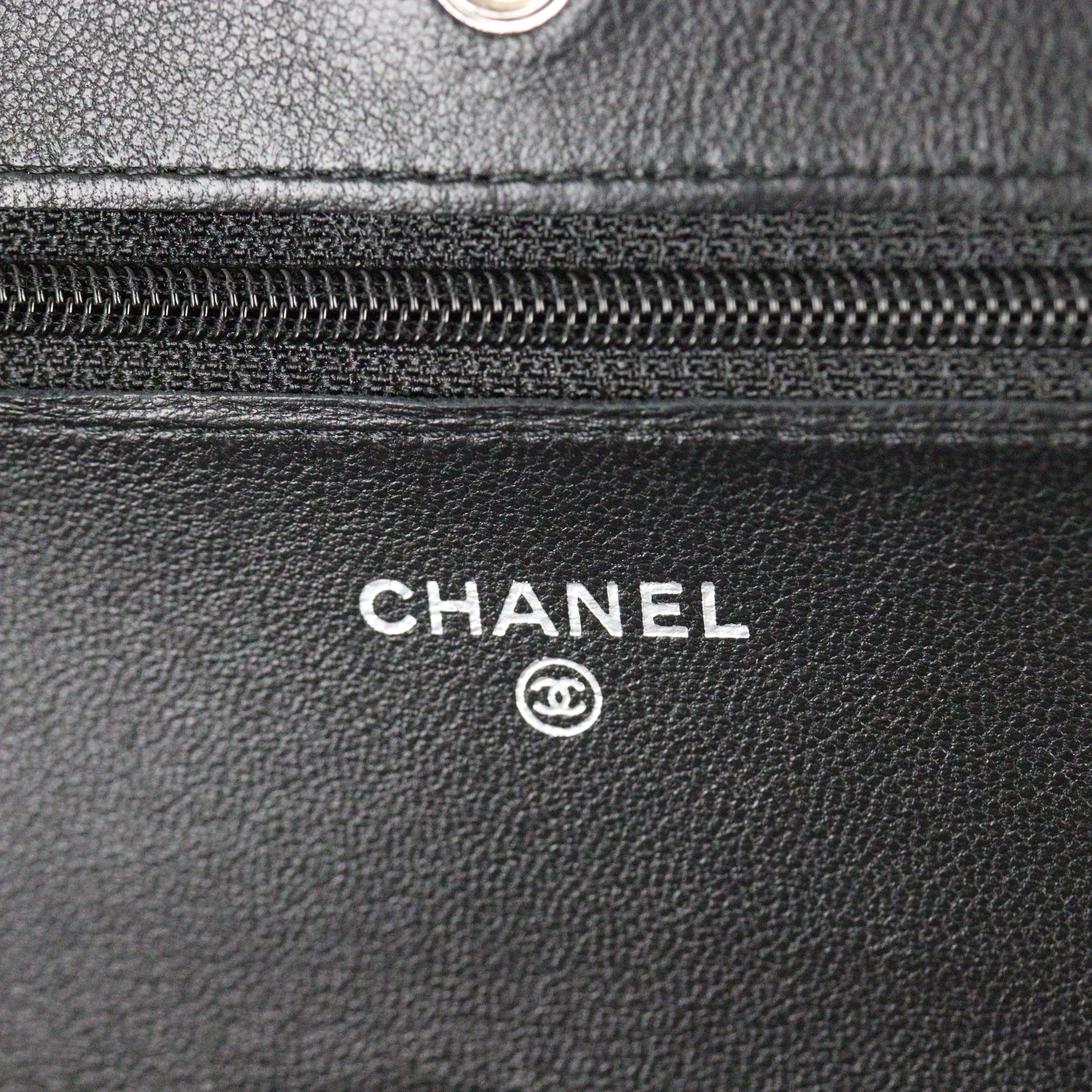 Chanel Classic Wallet on Chain