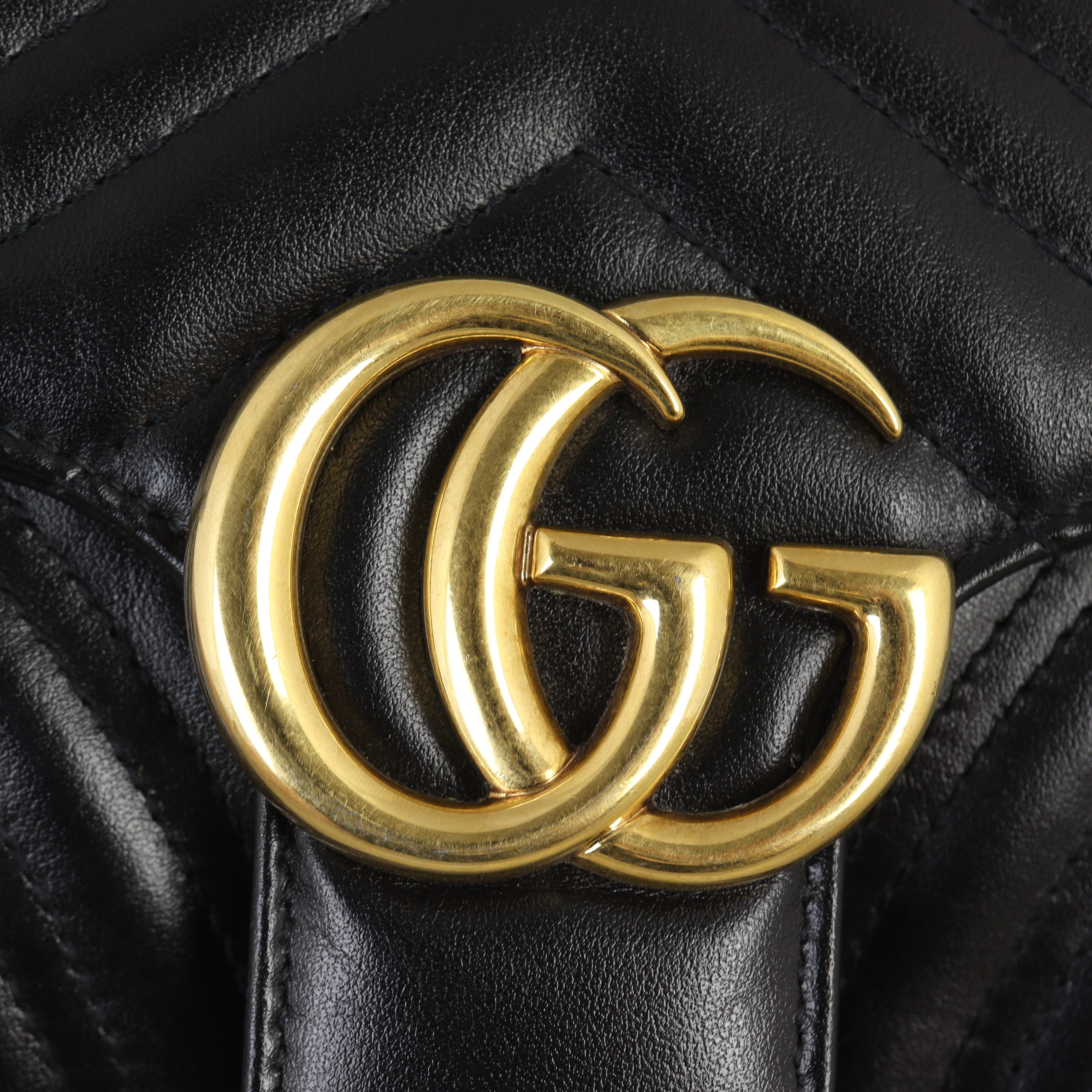 Gucci GG Marmont Matelasse Medium Shoulder Bag